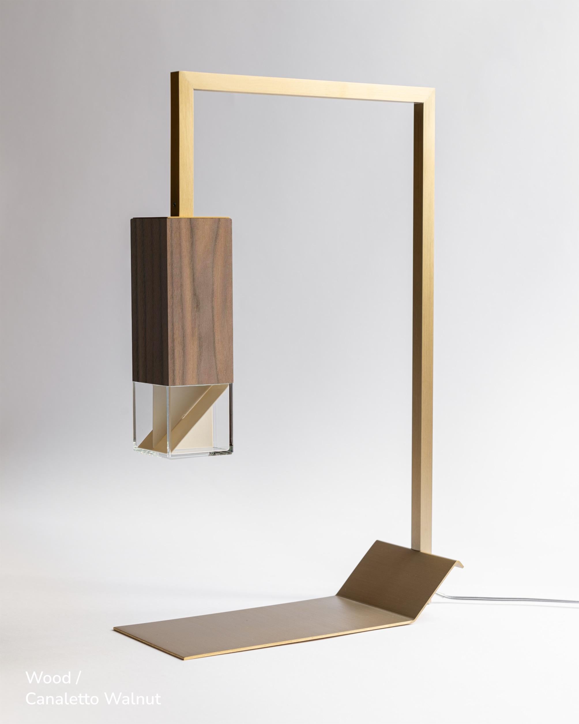Modern Minimalist Handmade Brass Table Lamp by Formaminima For Sale 6