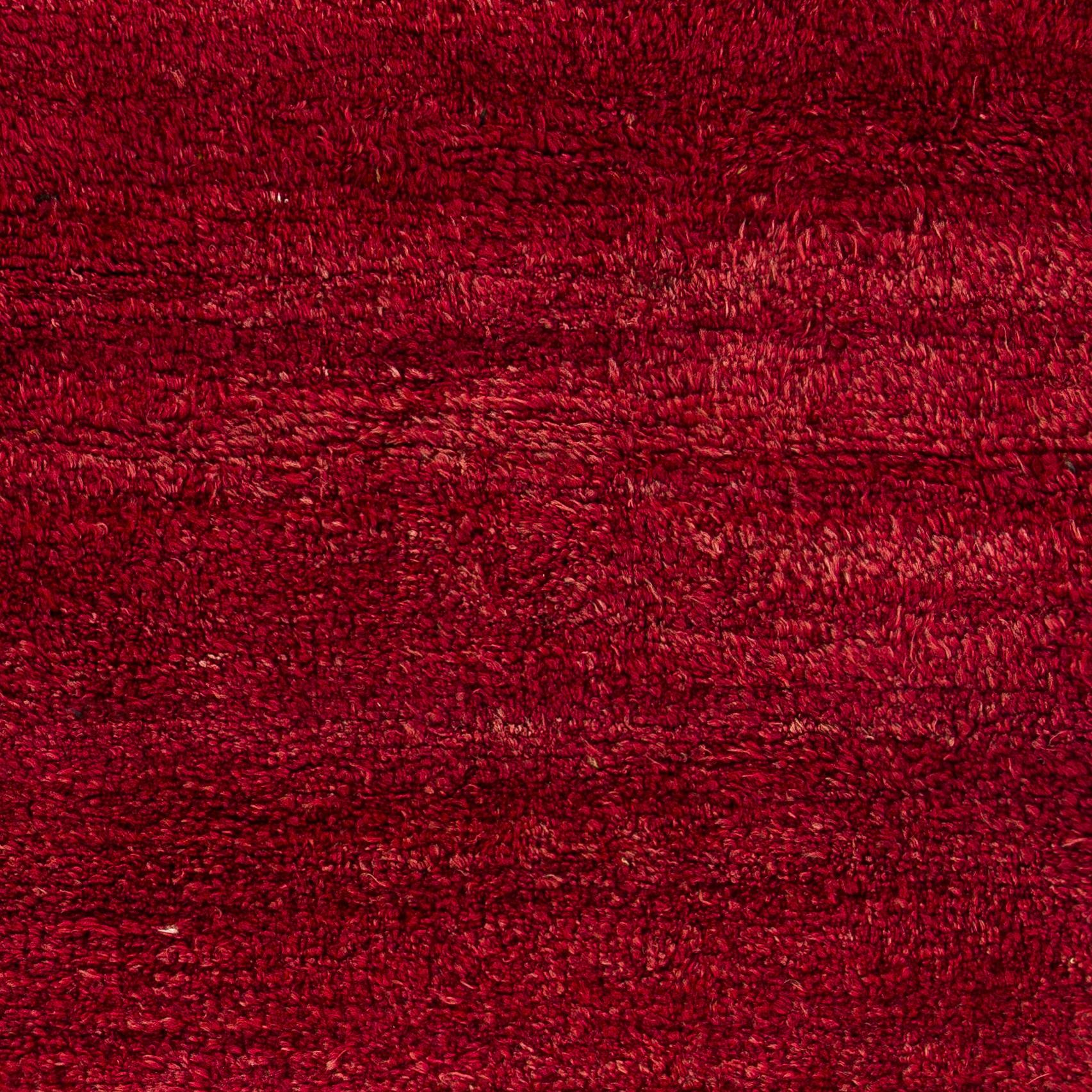 Transform your space with the understated luxury of our Moroccan-style hand-knotted Tulu rug, inspired by the heritage-rich designs of the Beni Ourain tribes. This rug is a celebration of craftsmanship and tradition, entirely handmade by skilled