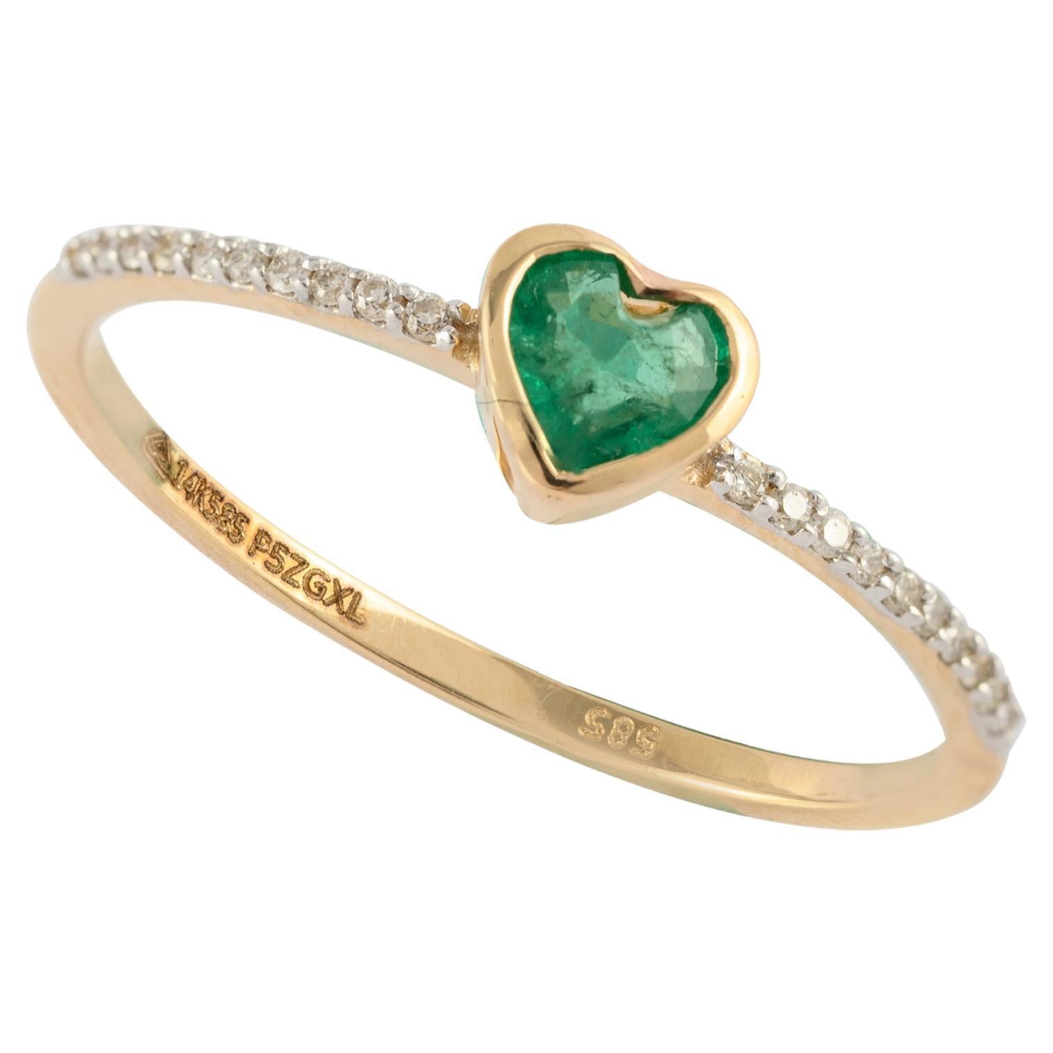 Minimalist Heart Cut Emerald Ring Set in 14k Solid Yellow Gold with Diamonds