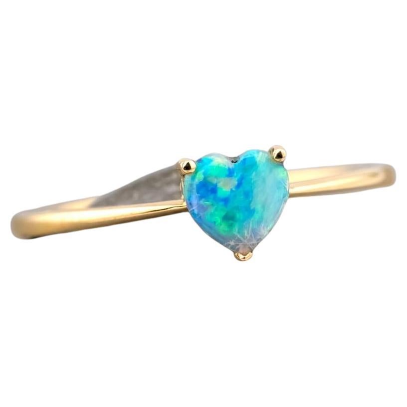 Minimalist Heart Shaped Solid Opal Engagement Ring 18K Yellow Gold For Sale