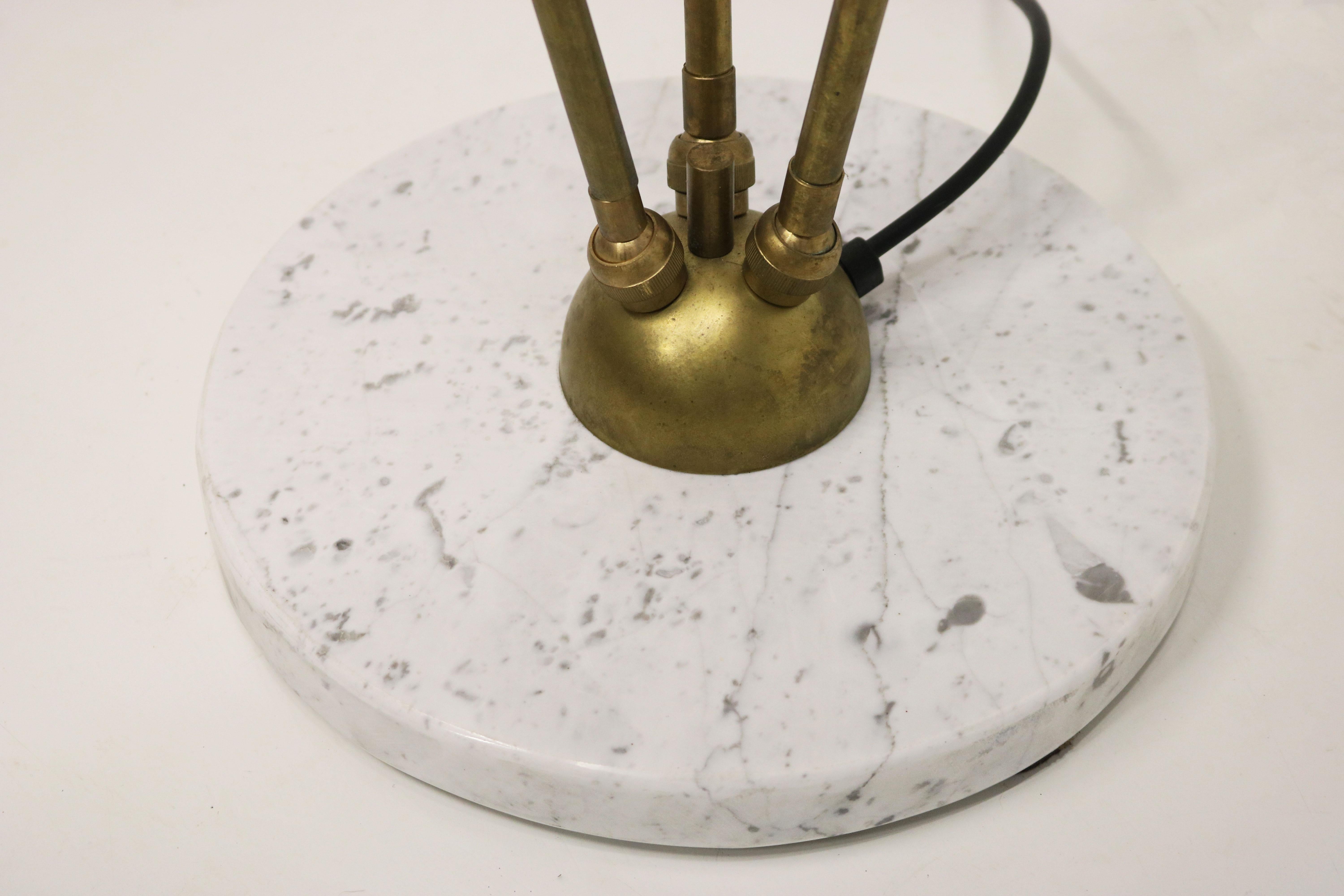 Minimalist Italian Design Floor Lamp Brass Midcentury Stilnovo Style 1950 Marble In Good Condition For Sale In Ijzendijke, NL