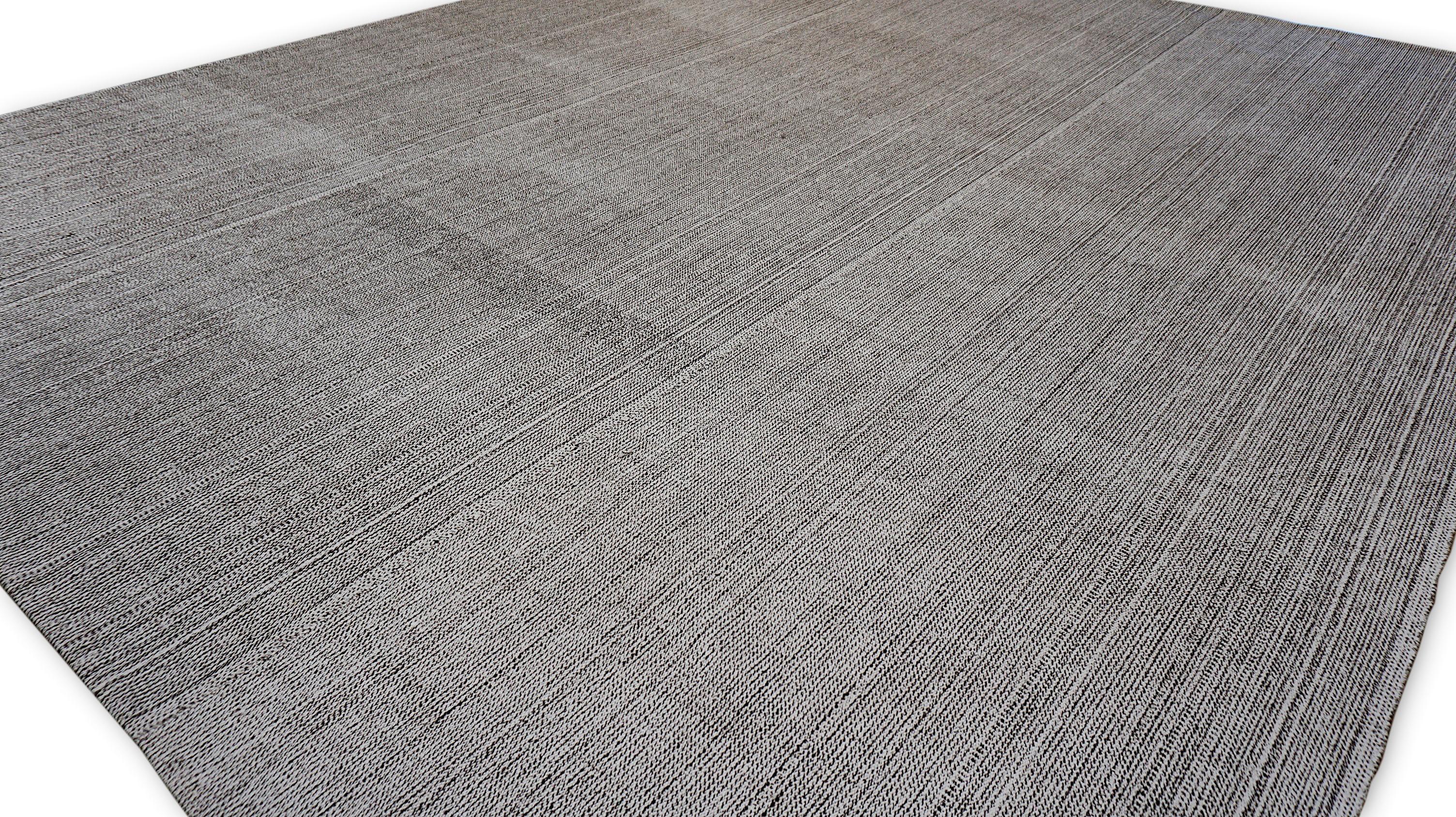 Minimalist Ivory Brown Grey Wool Flatweave Rug 10'4''x12'4'' In New Condition For Sale In Torrance, CA