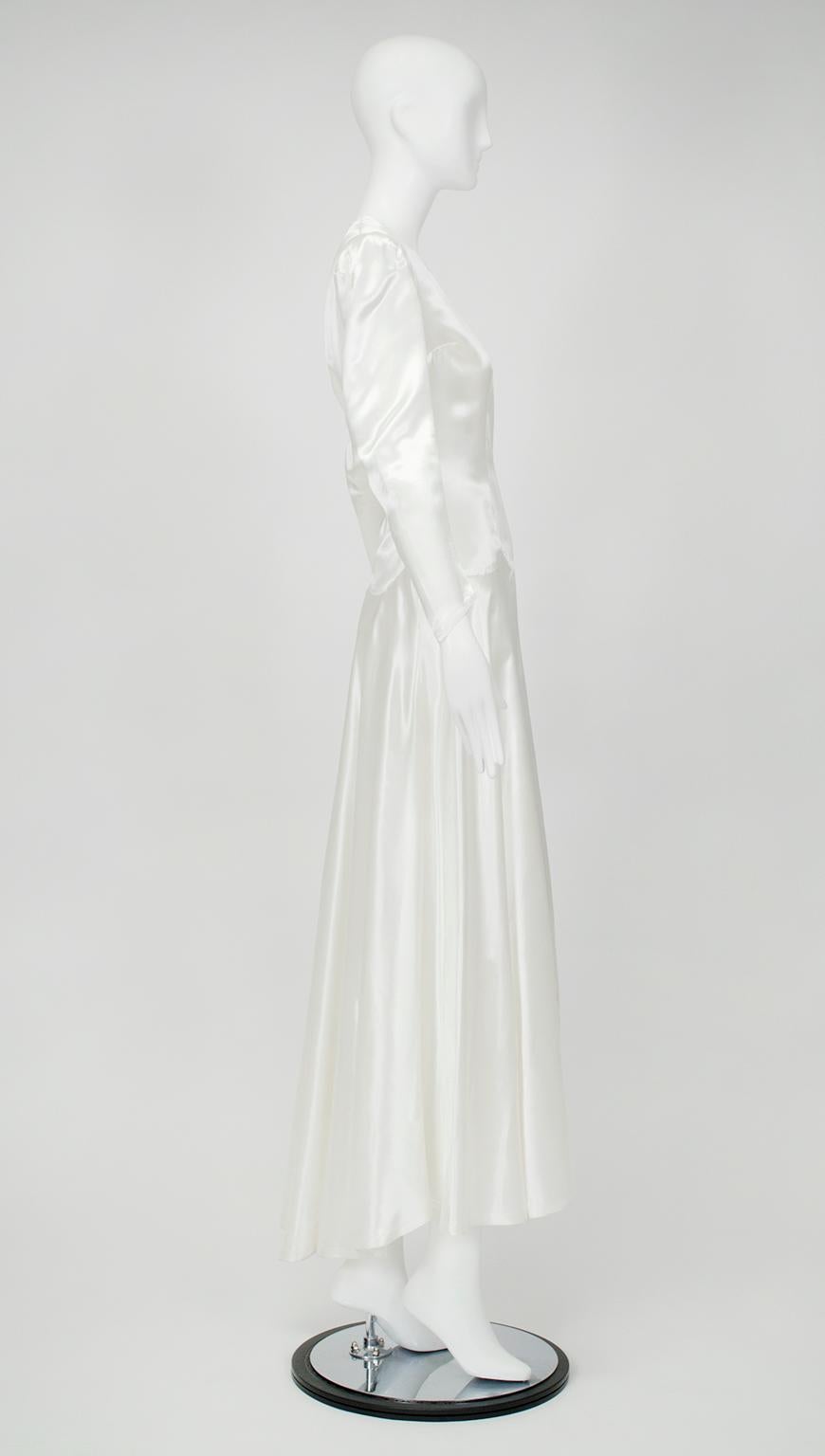 Minimalistisches Elfenbeinfarbenes Lacksatin-Knöchellanges Hochzeitskleid mit Herz - M, 1940er Jahre Damen im Angebot