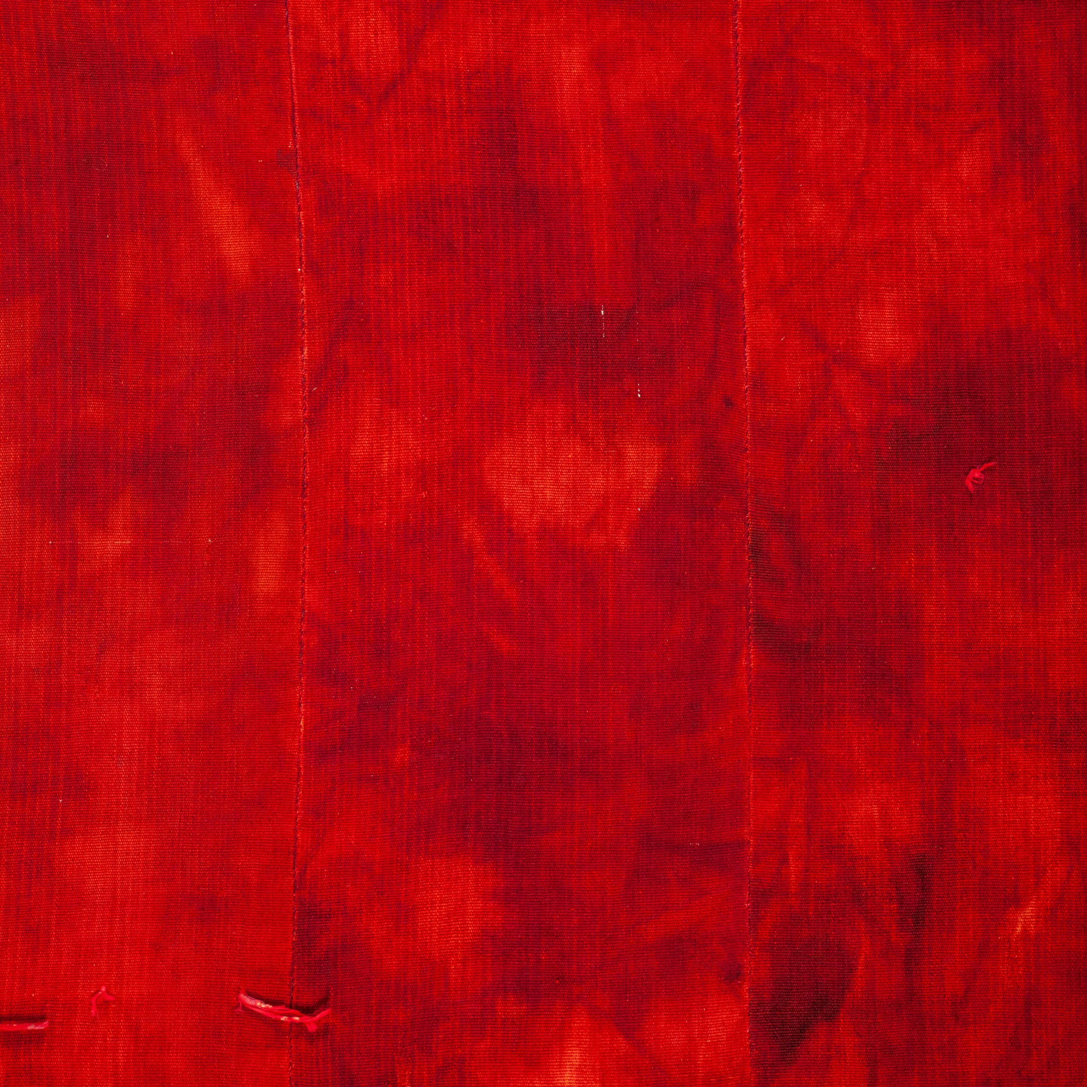 Une parde teintée rouge d'Anatolie centrale, milieu du 20e siècle. Pure laine.