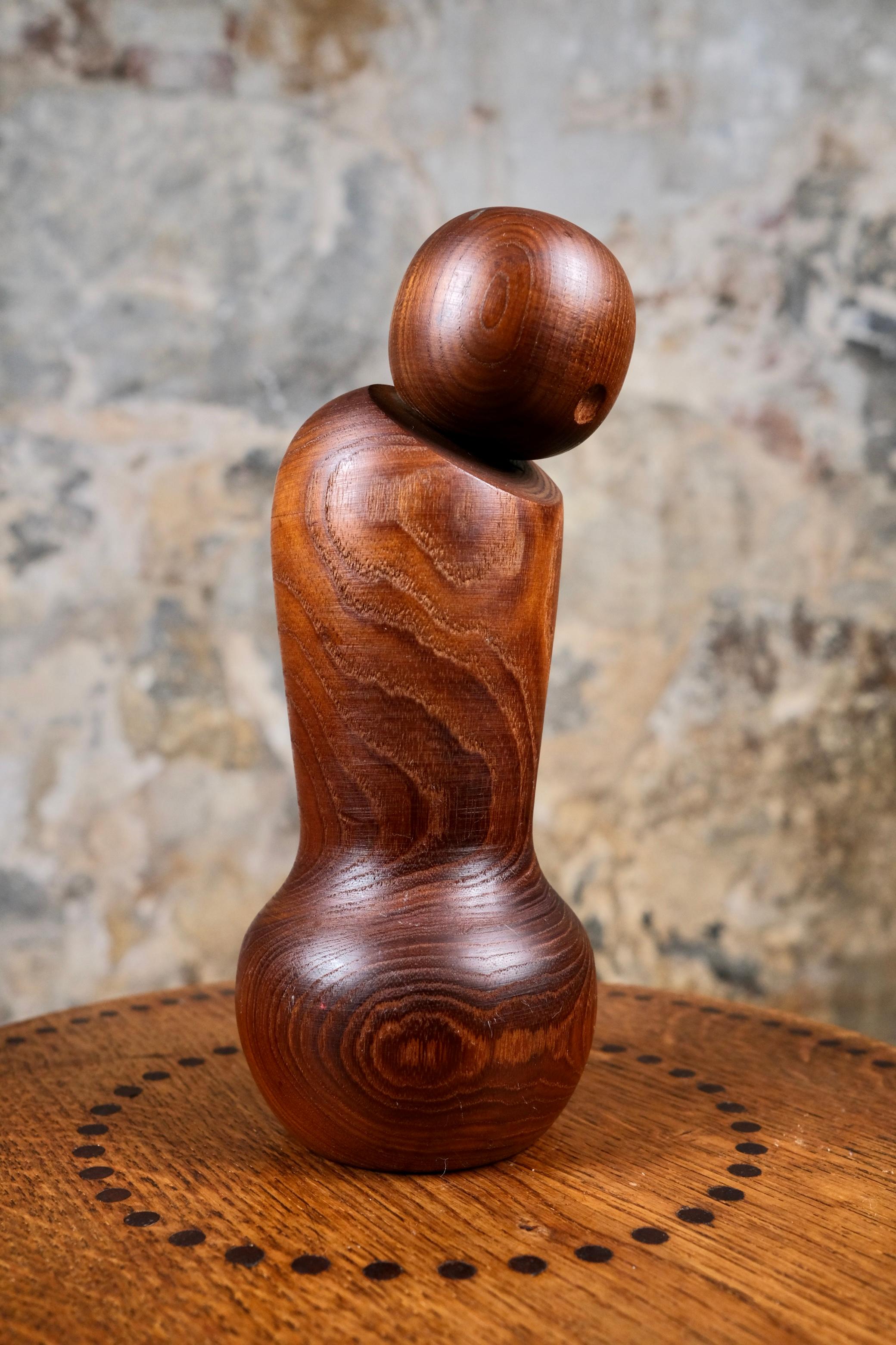 Japonisme Kokeshi minimaliste d'Aida Seihou 