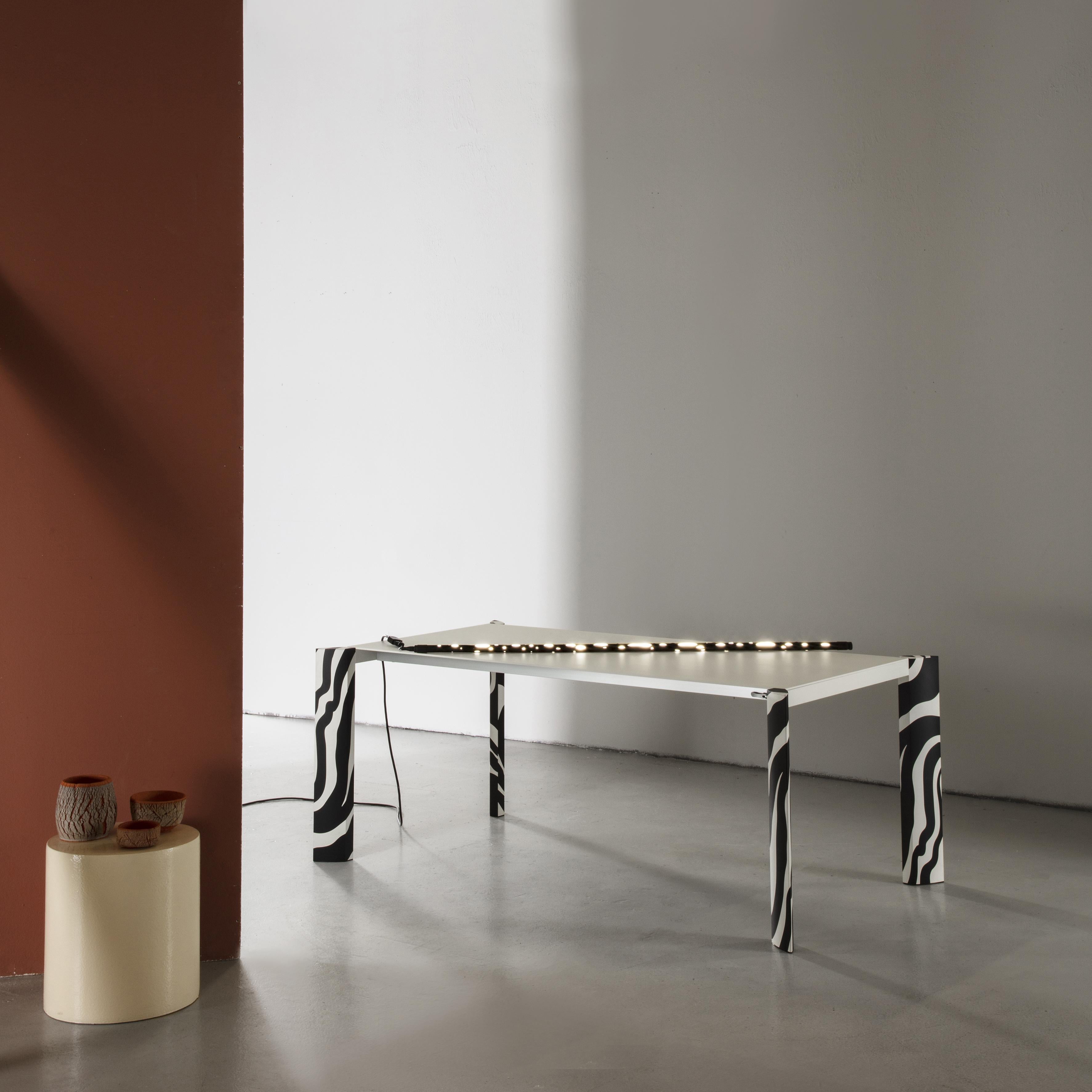 Contemporary Minimalist LAAB Metaverso Table Aluminium Extendable Long Black White For Sale