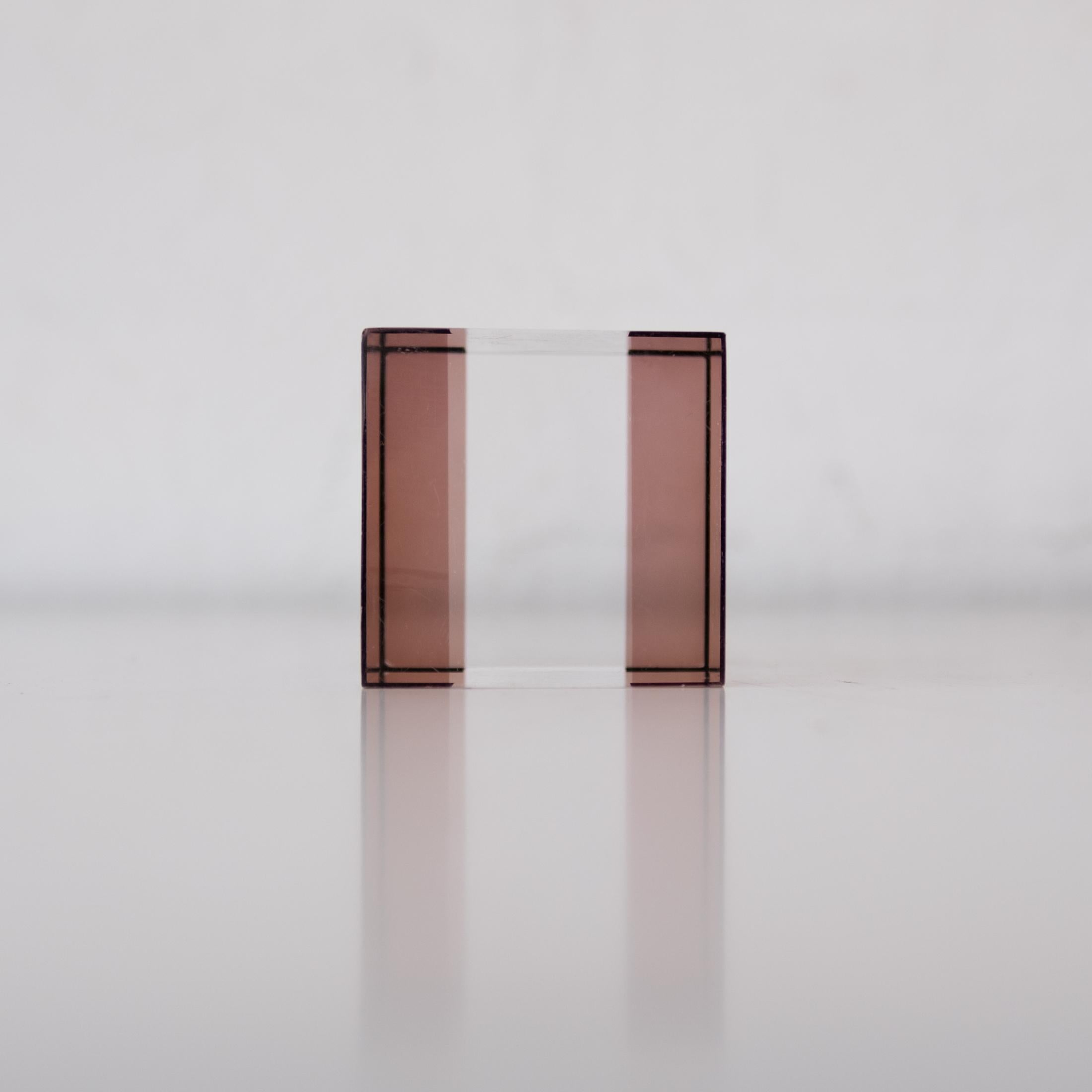 Minimalist Lucite Cube Op Art Sculpture In Good Condition For Sale In San Diego, CA