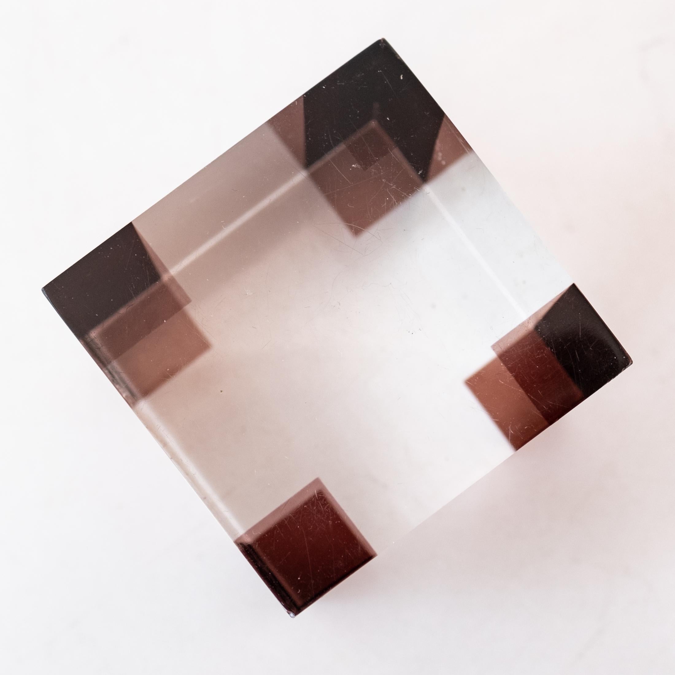 Mid-20th Century Minimalist Lucite Cube Op Art Sculpture For Sale