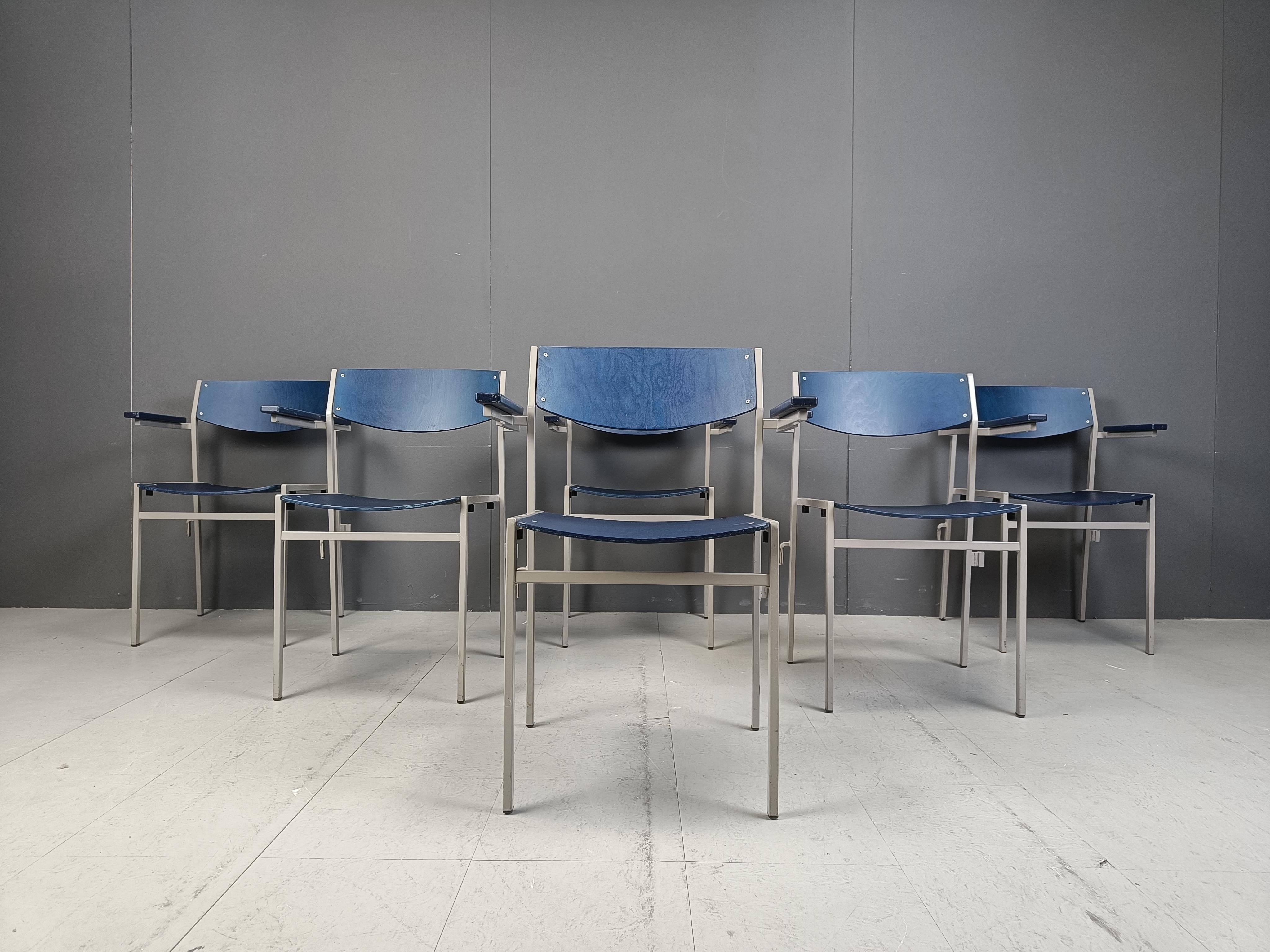 Minimalist Metal and Plywood Stackable Armchairs by Gijs Van Der Sluis, Set of 6 im Angebot 5