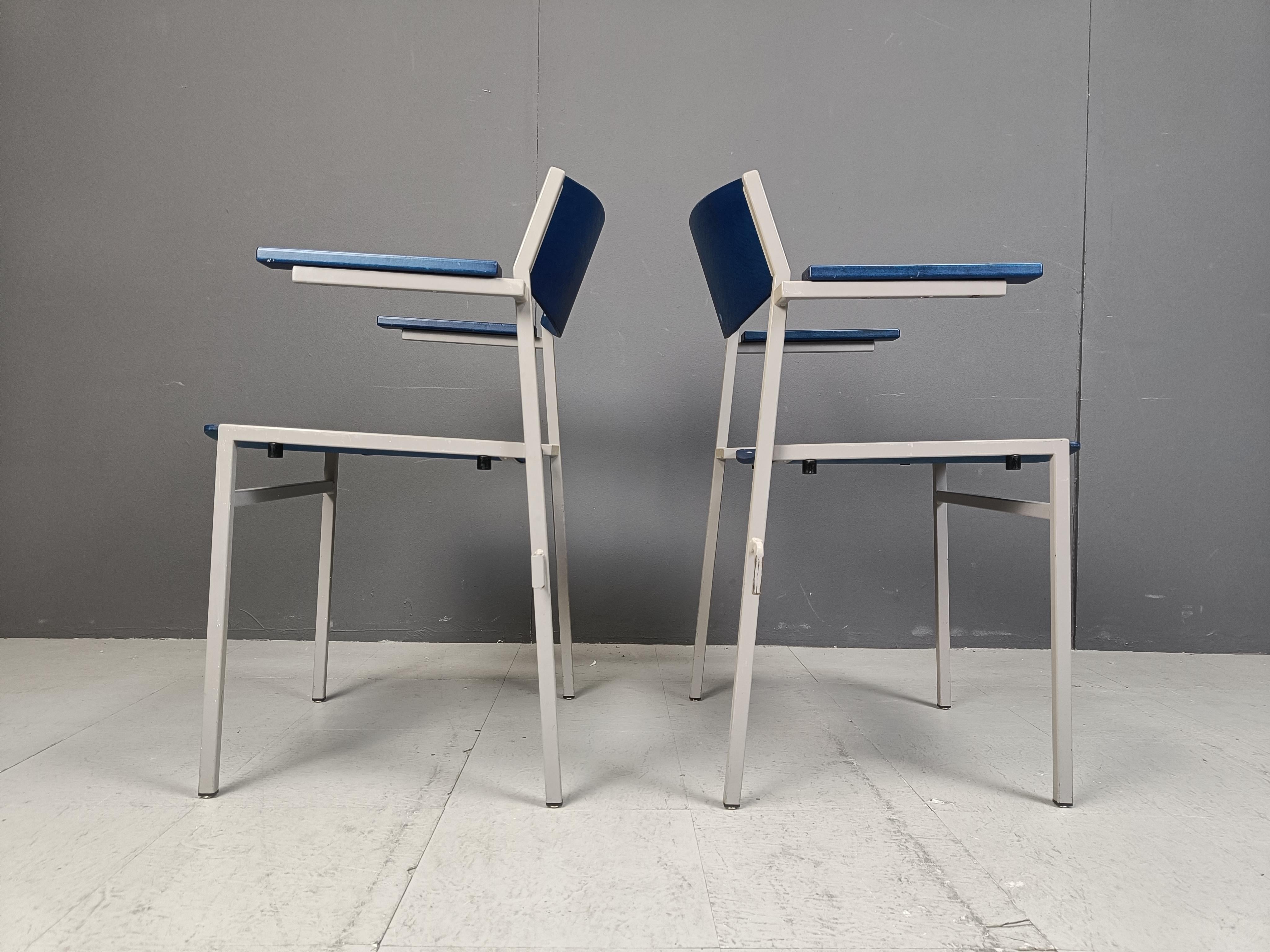 Minimalist Metal and Plywood Stackable Armchairs by Gijs Van Der Sluis, Set of 6 (Mitte des 20. Jahrhunderts) im Angebot