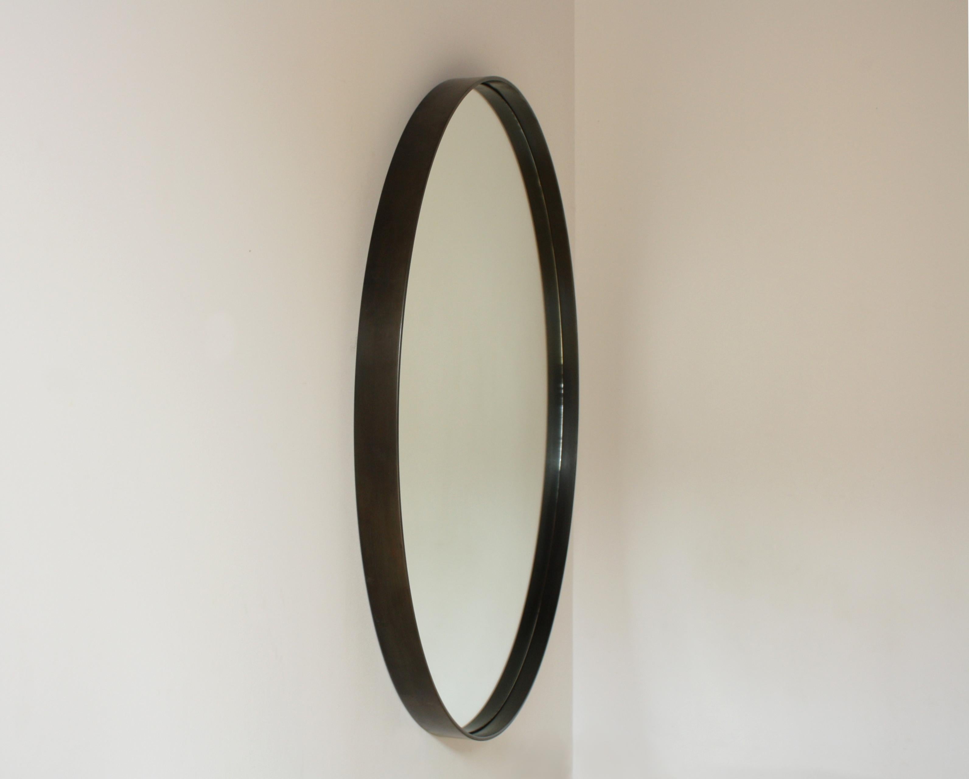 American Minimalist Metal Framed Round Mirror in Blackened Steel Handmade by Laylo Studio For Sale