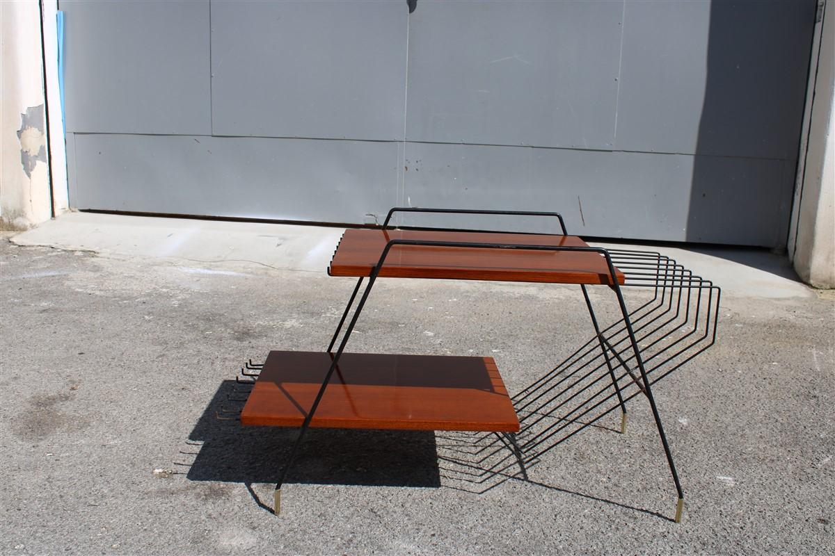 Table basse rectangulaire minimaliste mi-siècle en teck, fer et laiton ISA Home, années 1950 en vente 5