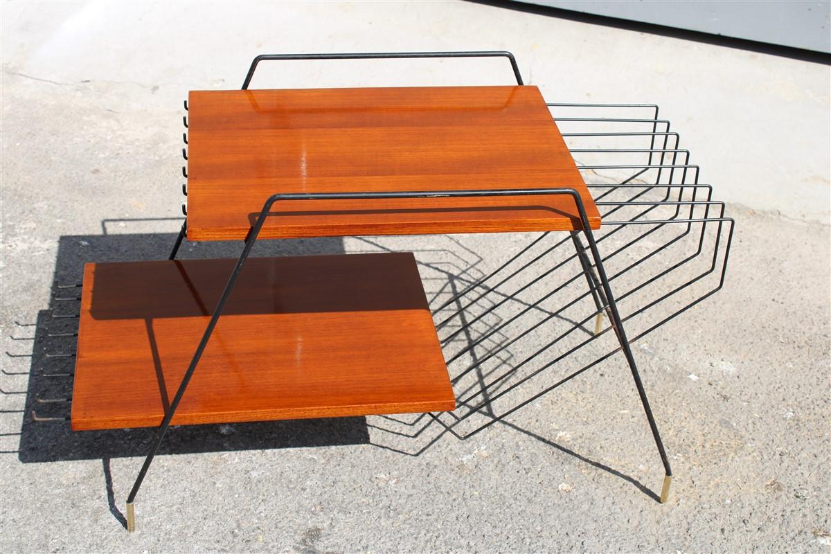 Table basse rectangulaire minimaliste mi-siècle en teck, fer et laiton ISA Home, années 1950 en vente 1