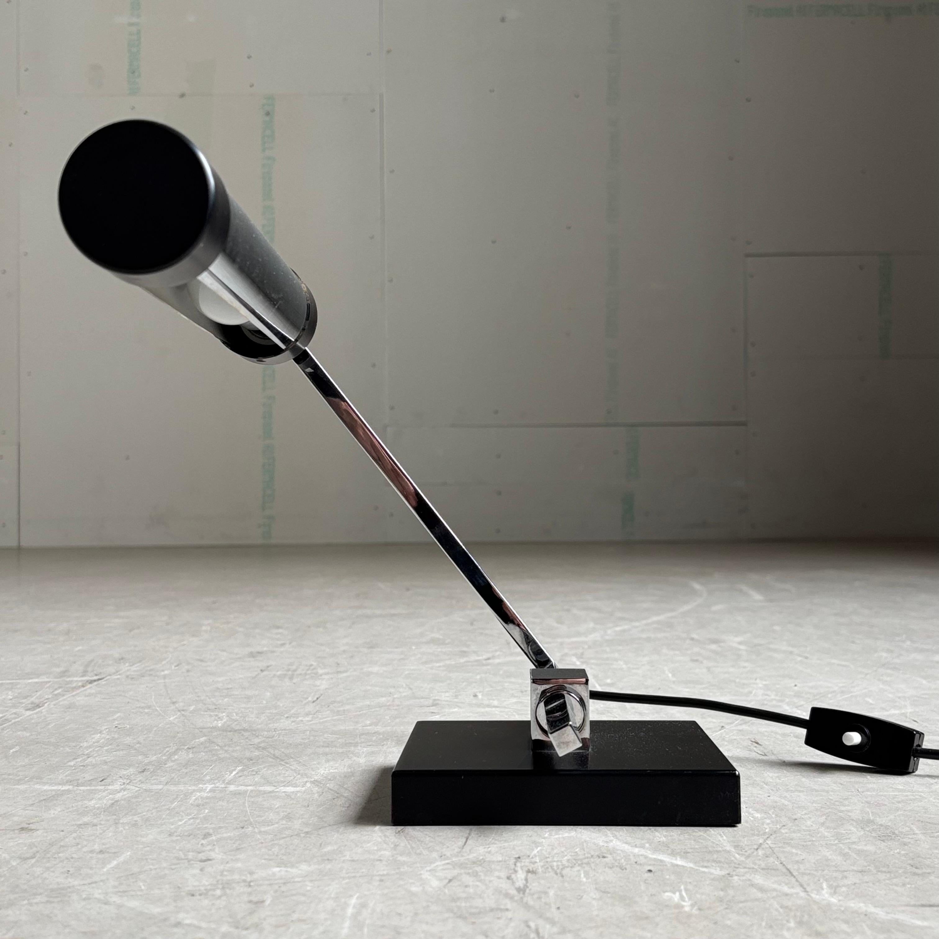 Minimalist Mid Century Desk Lamp - Megal AG (Switzerland) For Sale 9