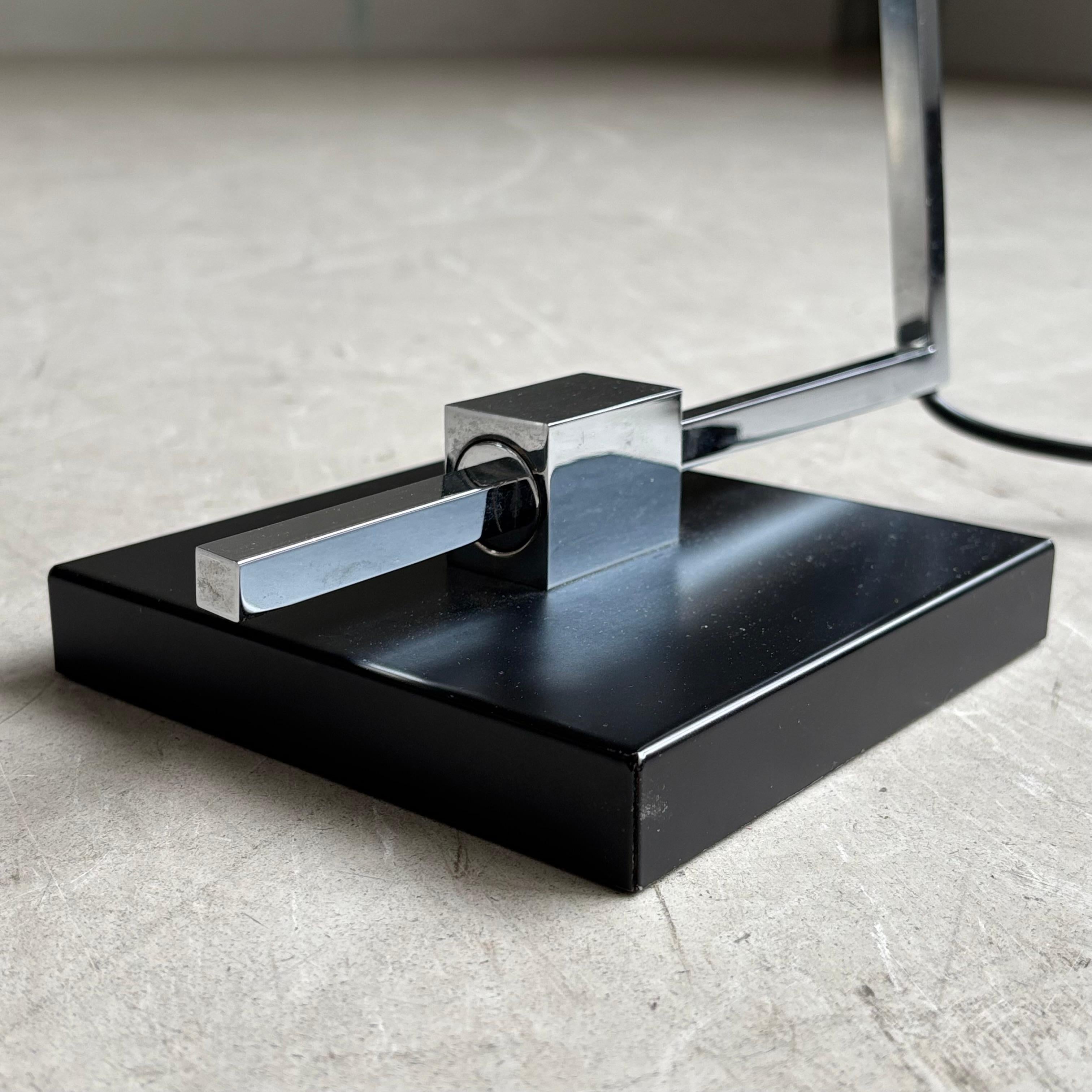 Minimalist Mid Century Desk Lamp - Megal AG (Switzerland) For Sale 12