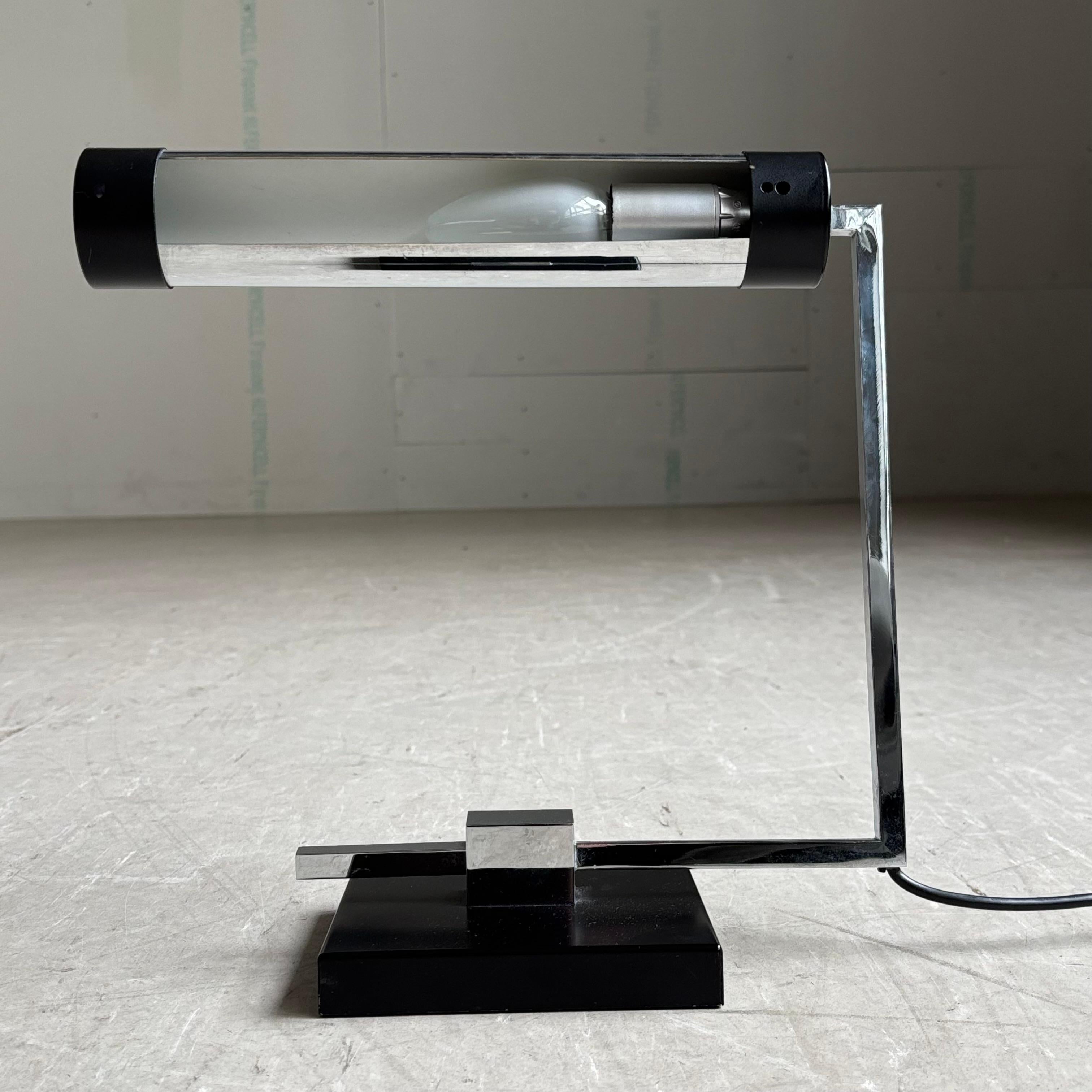 Minimalist Mid Century Desk Lamp - Megal AG (Switzerland) For Sale 13