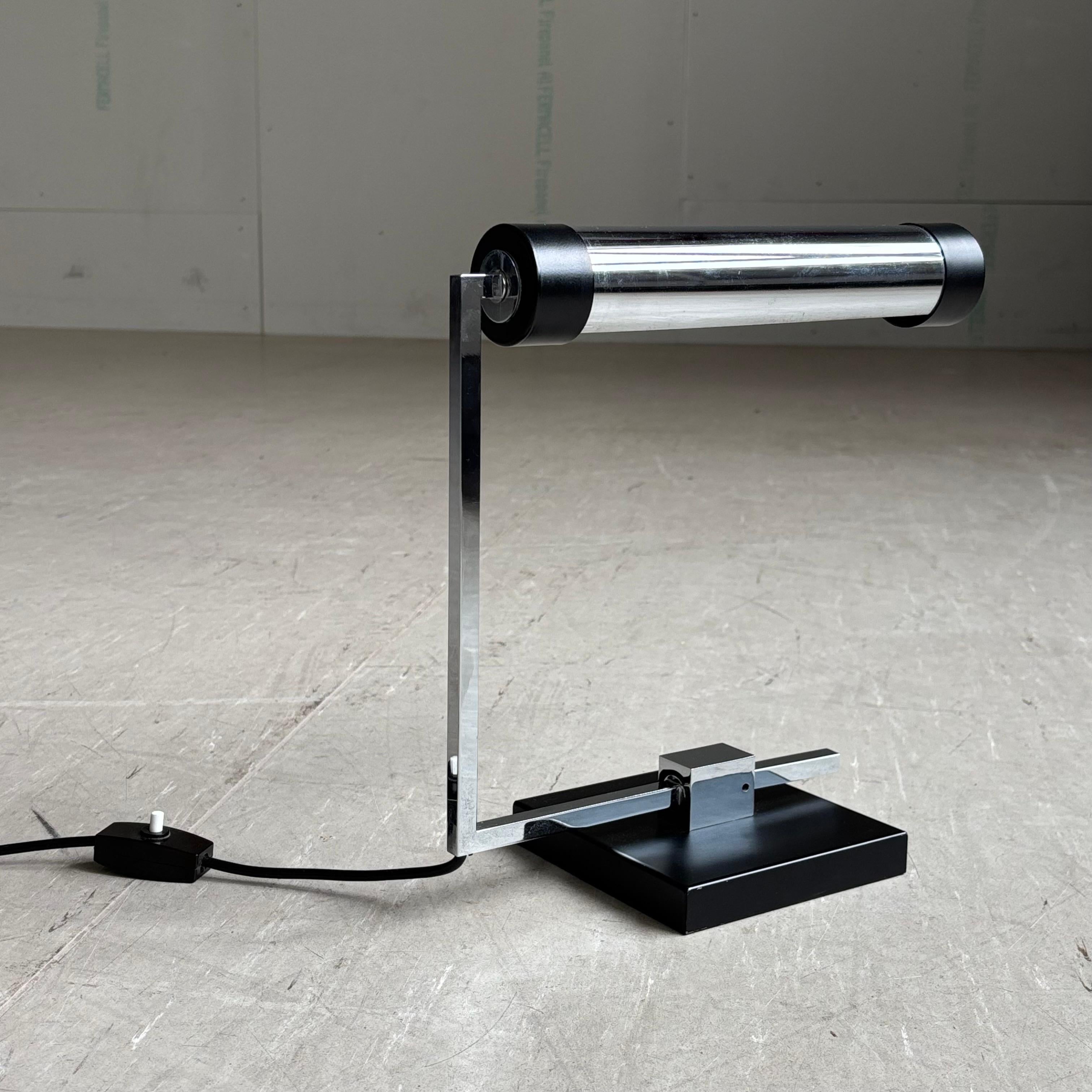 Swiss Minimalist Mid Century Desk Lamp - Megal AG (Switzerland) For Sale