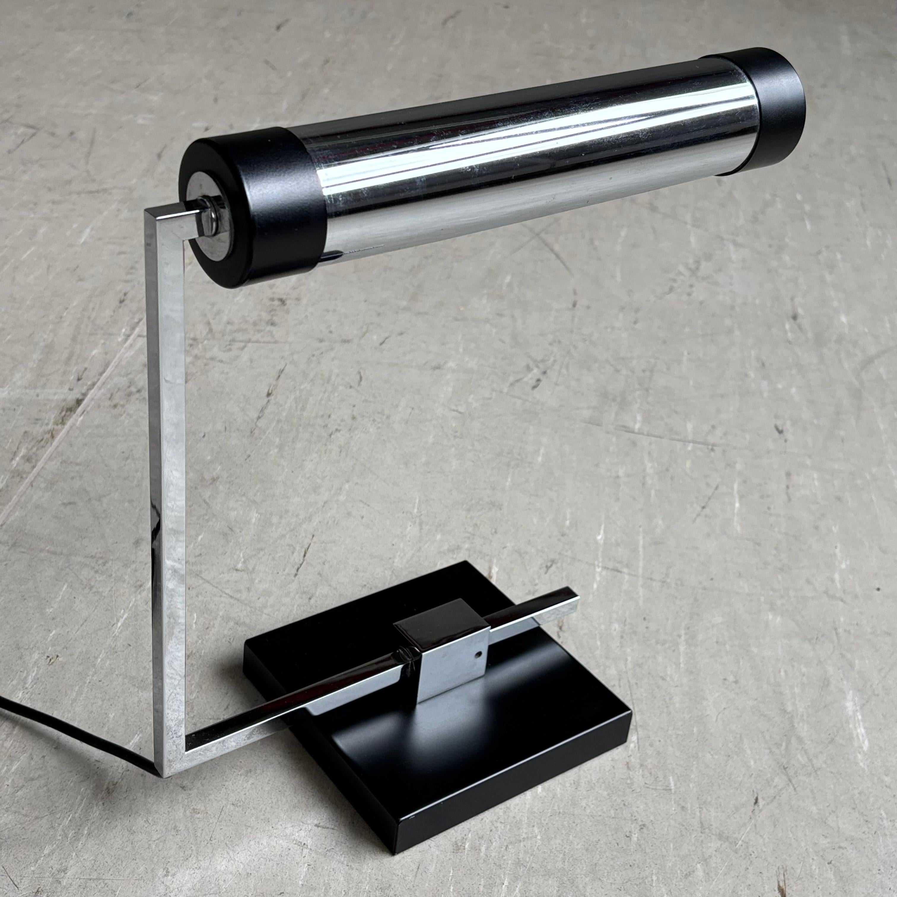 Metal Minimalist Mid Century Desk Lamp - Megal AG (Switzerland) For Sale