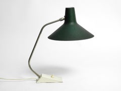 Lámpara de mesa minimalista de mediados de siglo con acabado verde arrugado de SIS