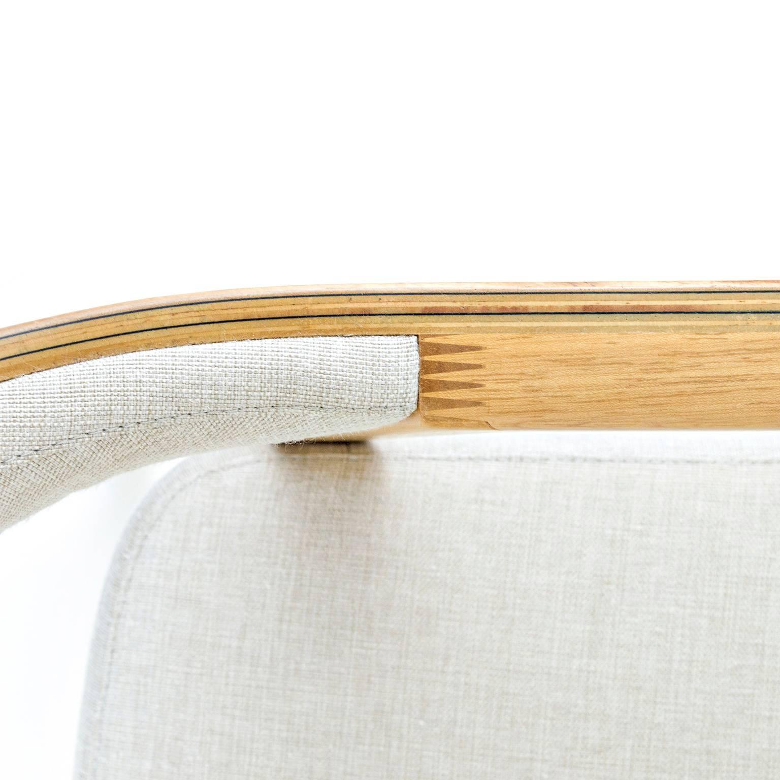 Hardwood Minimalist Modern Armchair in solid wood, Brazilian Design For Sale
