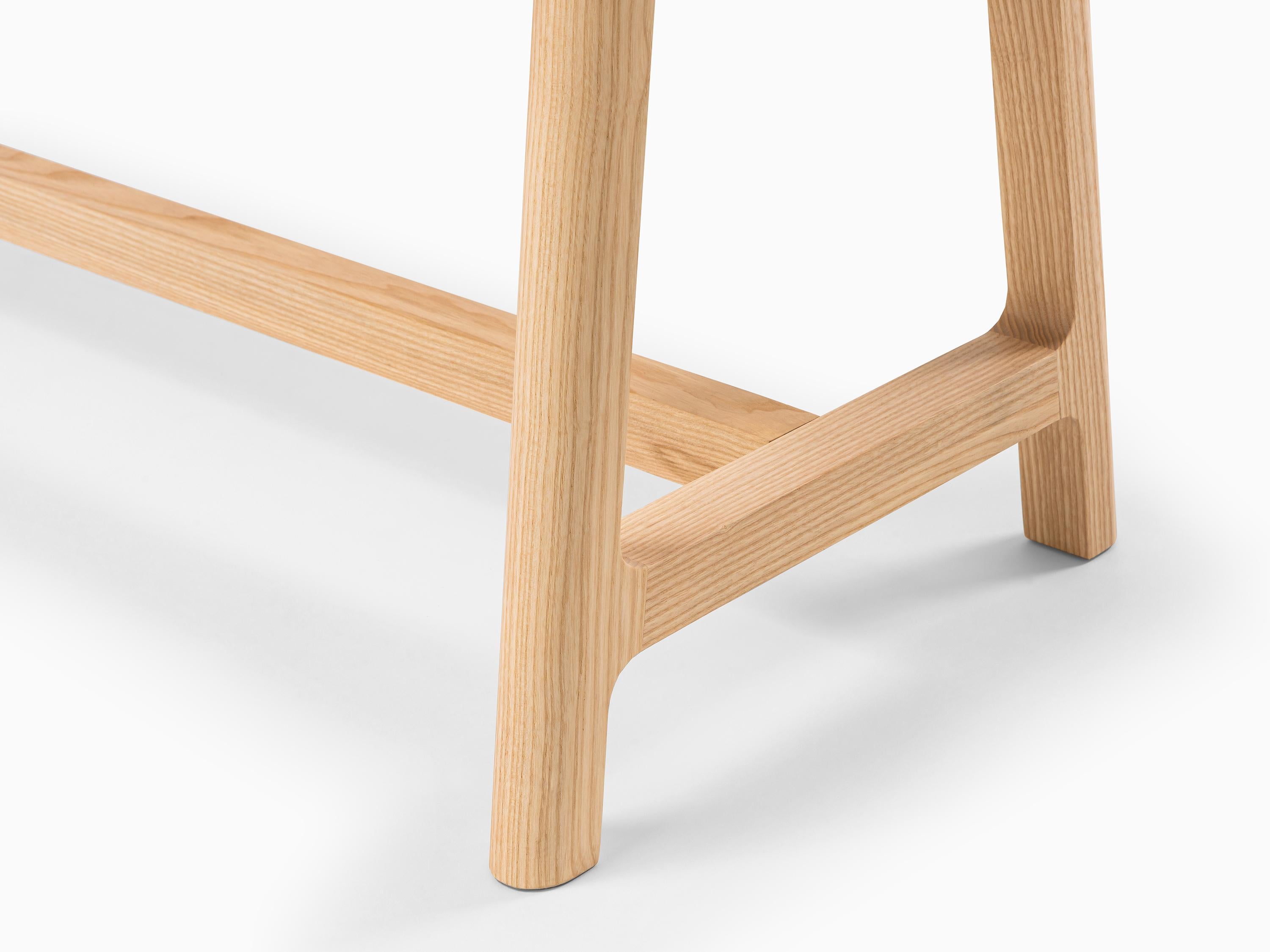 Moderne Banc moderne et minimaliste en frêne collection FRAME en vente