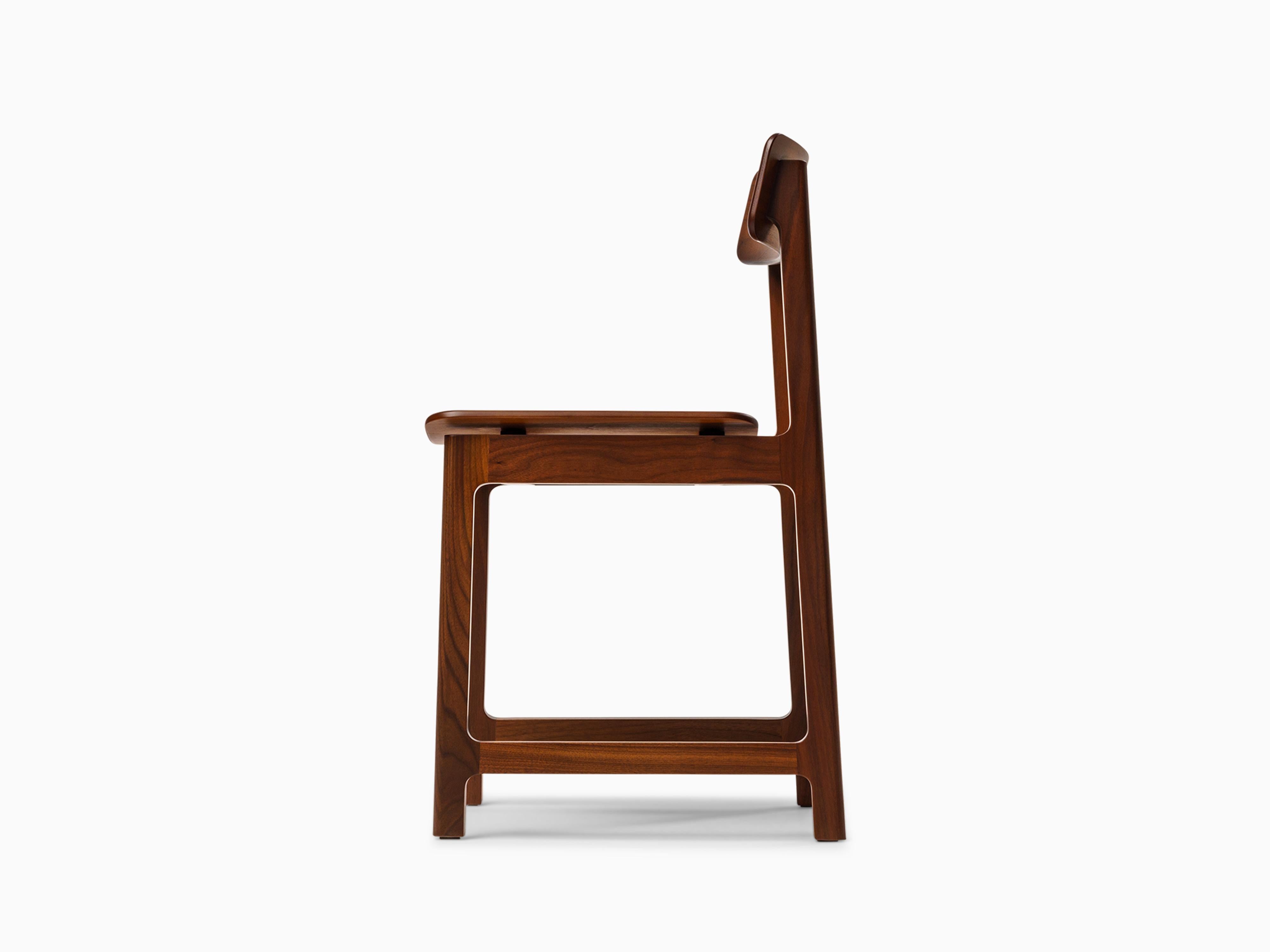 Sedia moderna minimalista con struttura in legno di noce in vendita 6