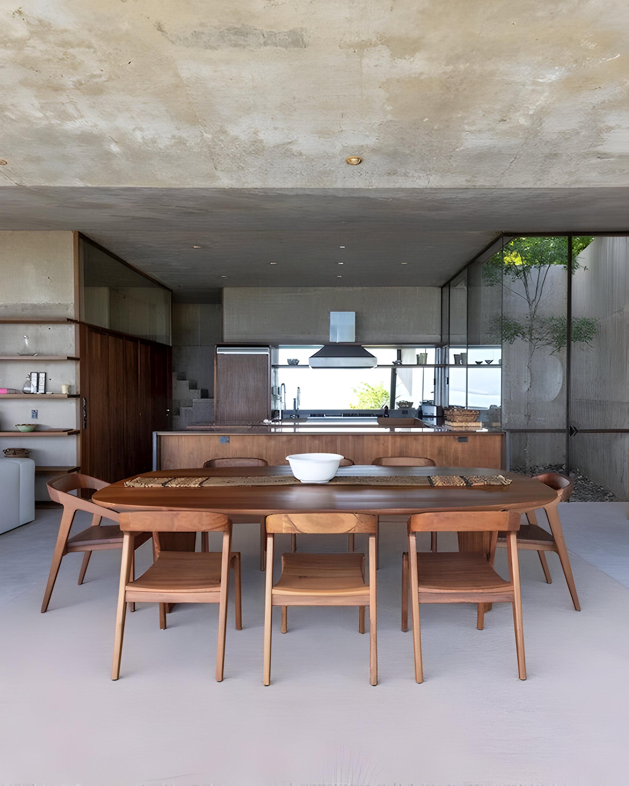 Chaise de salle à manger moderne et minimaliste en bois dur mexicain en vente 4