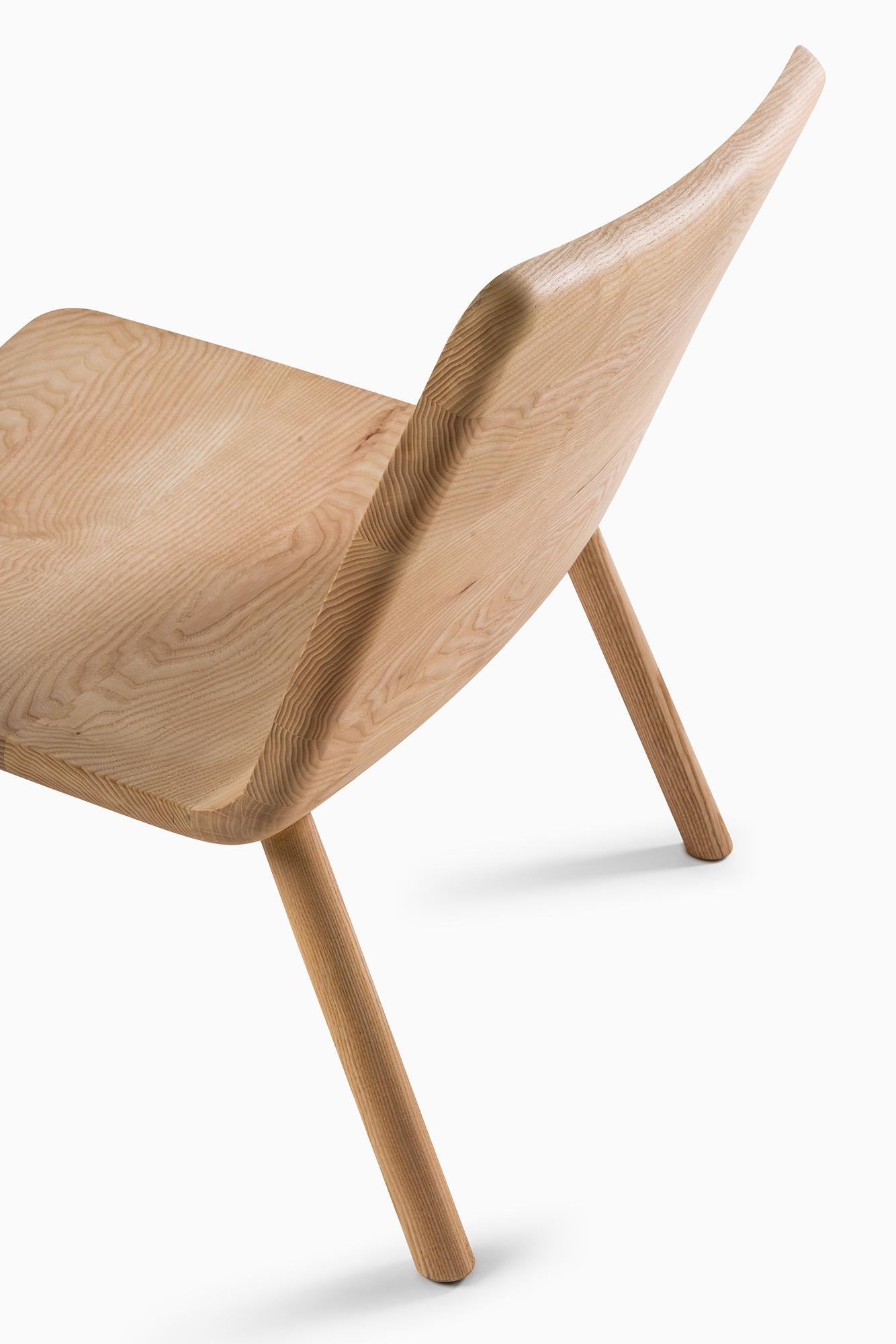 Minimalistischer moderner Loungesessel aus Eschenholz Allay aus natürlicher Esche – 2er-Set im Zustand „Neu“ im Angebot in Lisboa, Lisboa