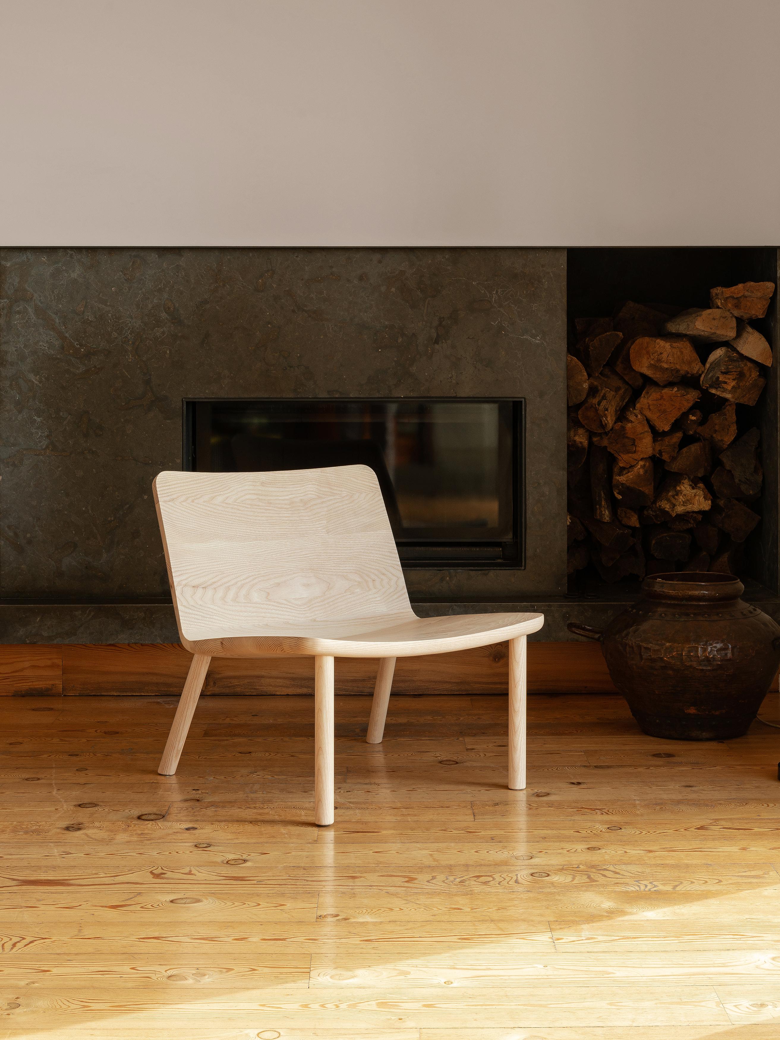 Portuguese Minimalist Modern Lounge Chair in Natural Ash For Sale