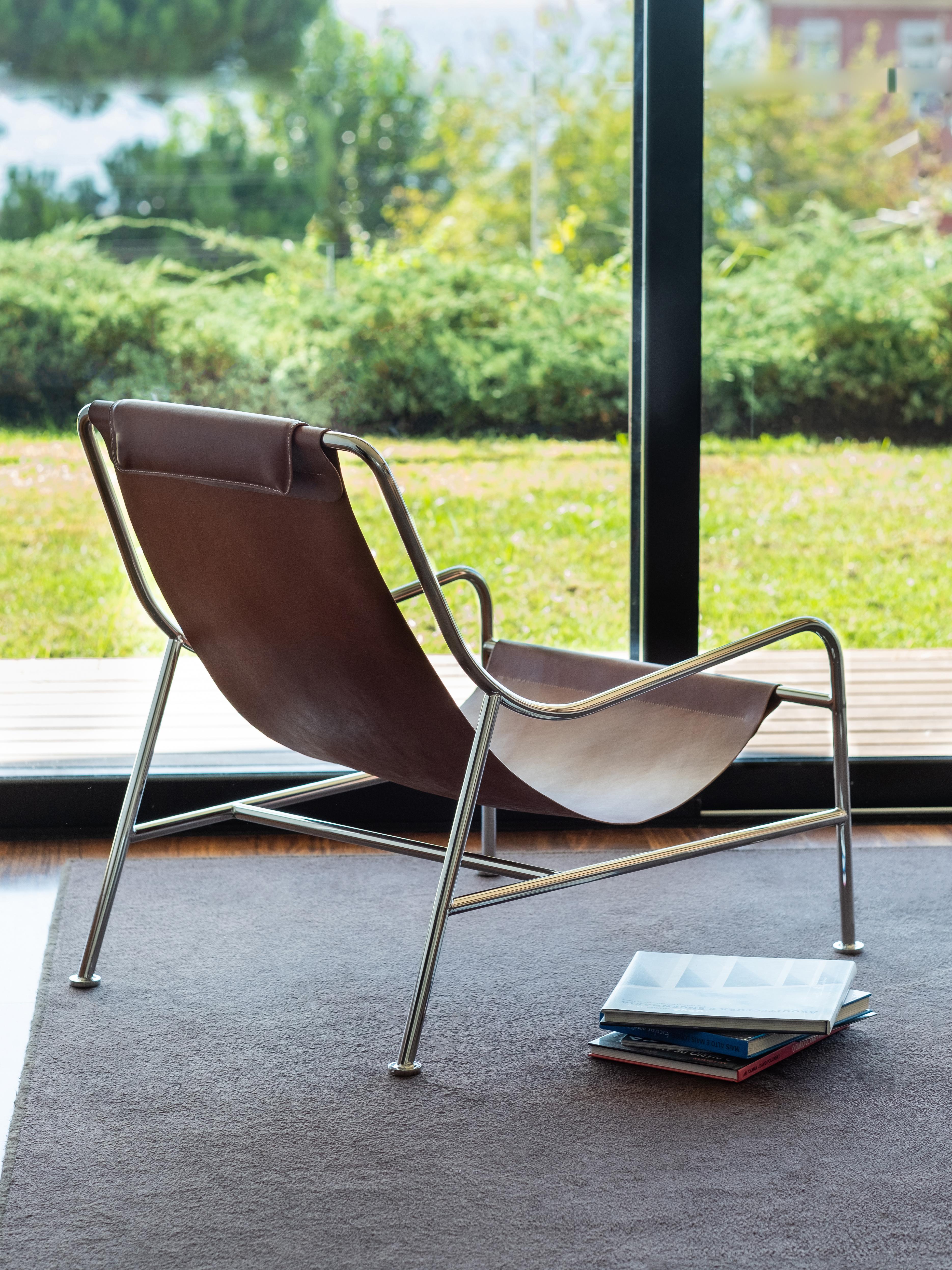 Minimalist Modern Lounge Chair in Natural Leather and Polished Stainless Steel For Sale 1