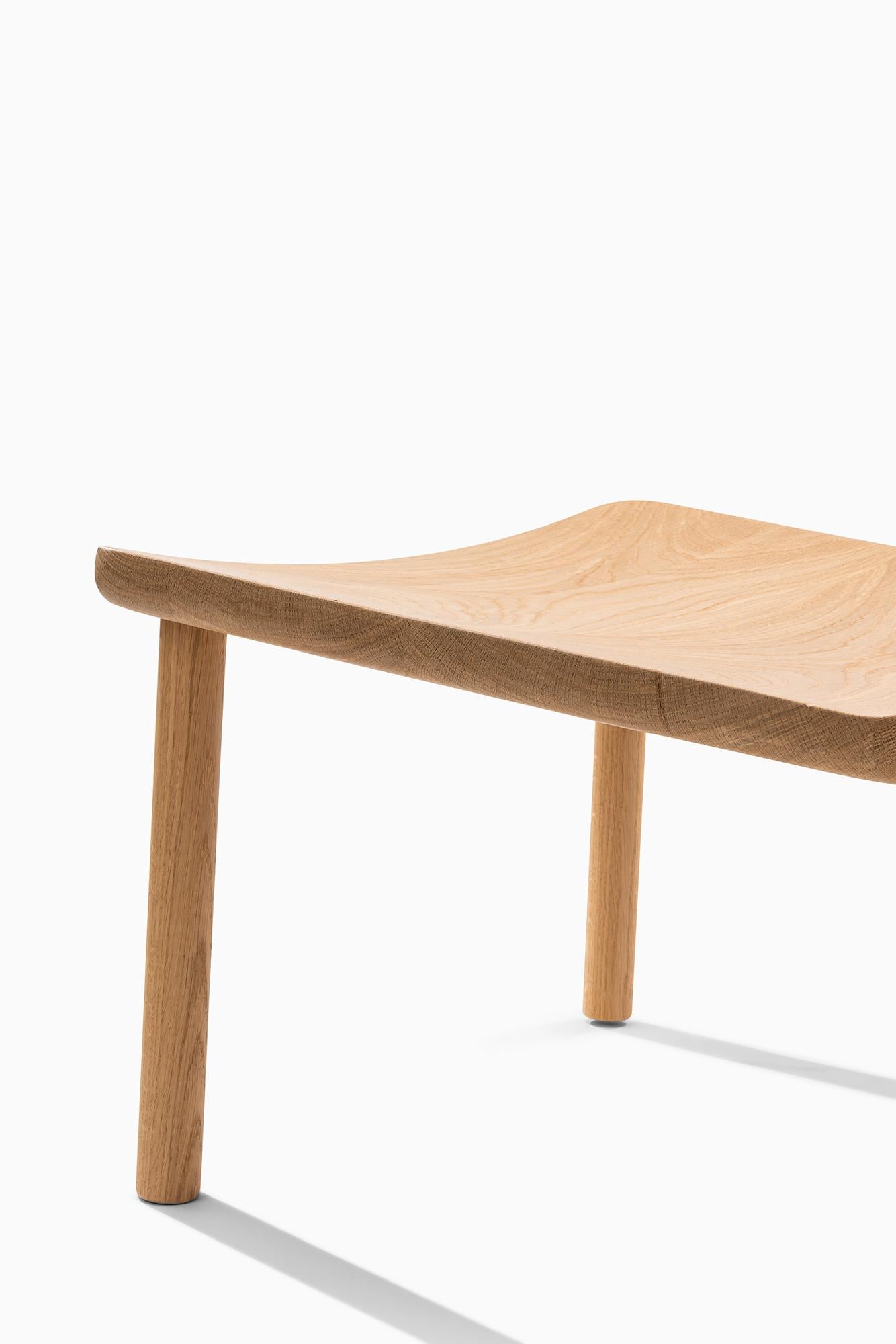Minimalist Modern Lounge Chair in Natural Oak For Sale 2