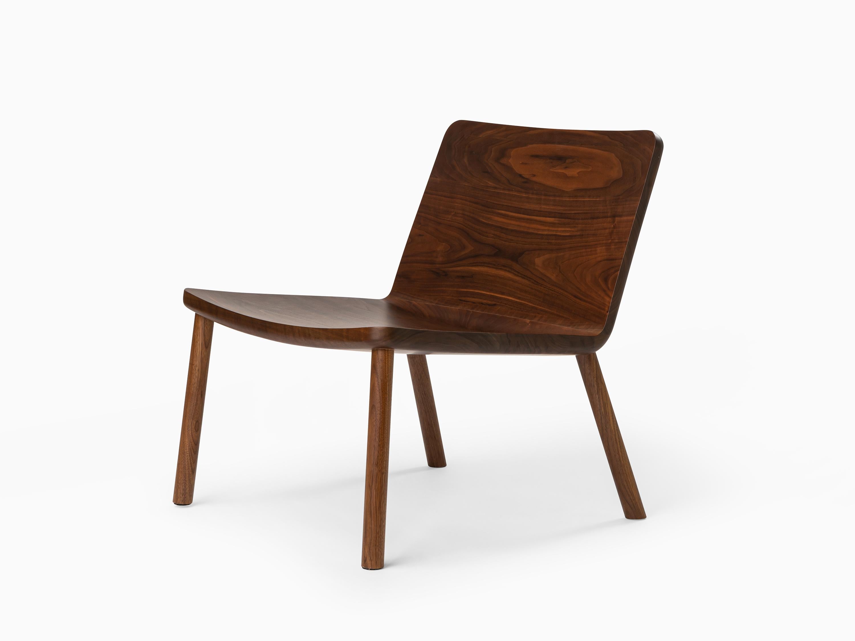 Minimalist Modern Lounge Chair in Natural Oak For Sale 7