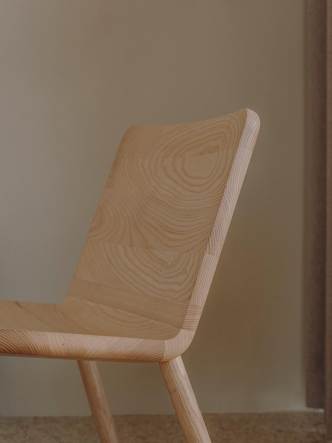 Minimalist Modern Lounge Chair in Natural OAK wood -  Set 2 Pieces For Sale 3