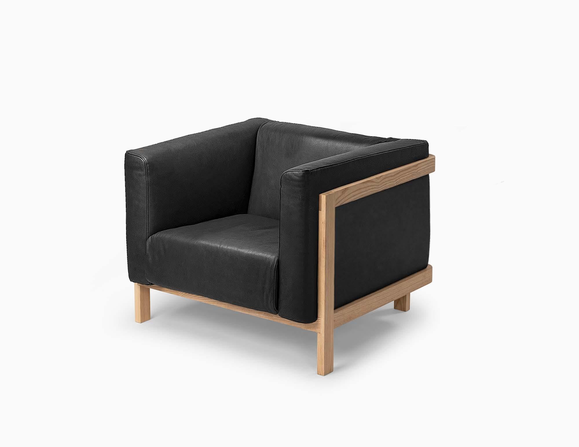 Minimalist Modern Lounge Chair LIFT – Set of 2 in Ash Wood and Leather For Sale 2