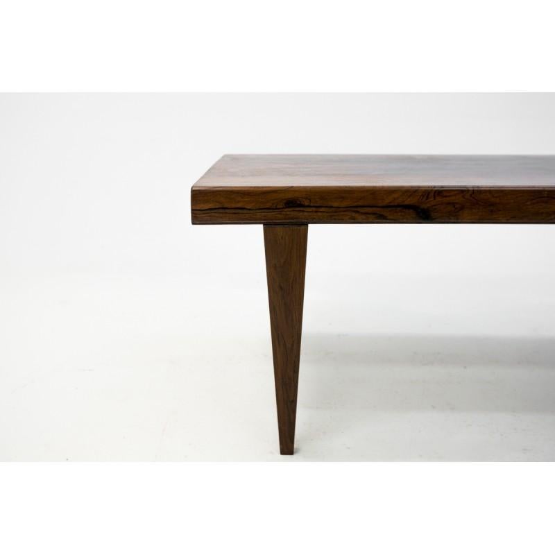 Minimalist Modern Rosewood Coffee Table, Scandinavia, 1960s 2