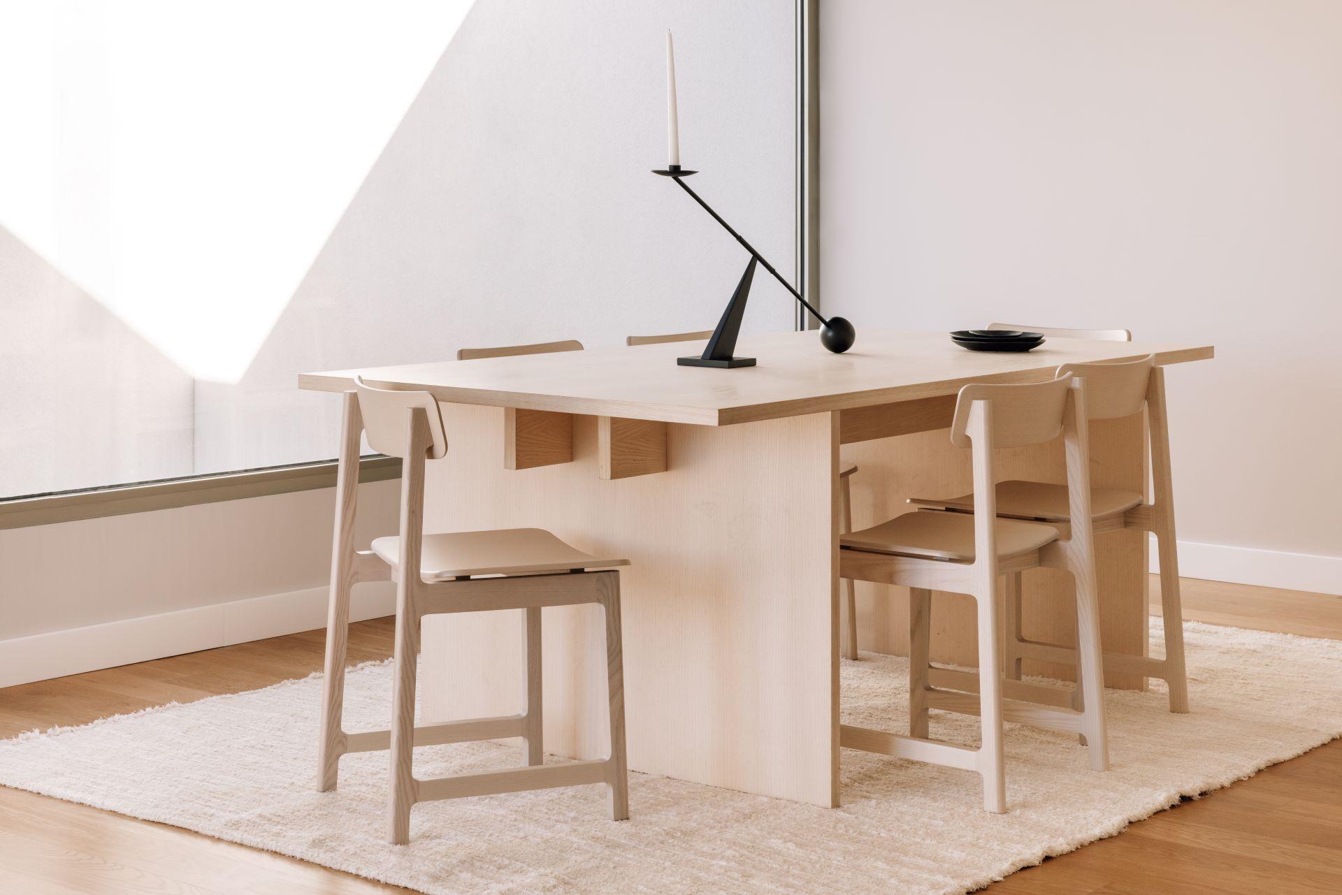BASE table is a captivating collection of wood tables designed by Manuel Aires Mateus. Inspired by the concept of timelessness, these versatile pieces embody and combine a solid foundation with the warm comfort of wood
Available in 2 sizes and 3
