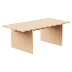Table moderne minimaliste en frêne