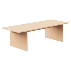 Table moderne minimaliste en frêne