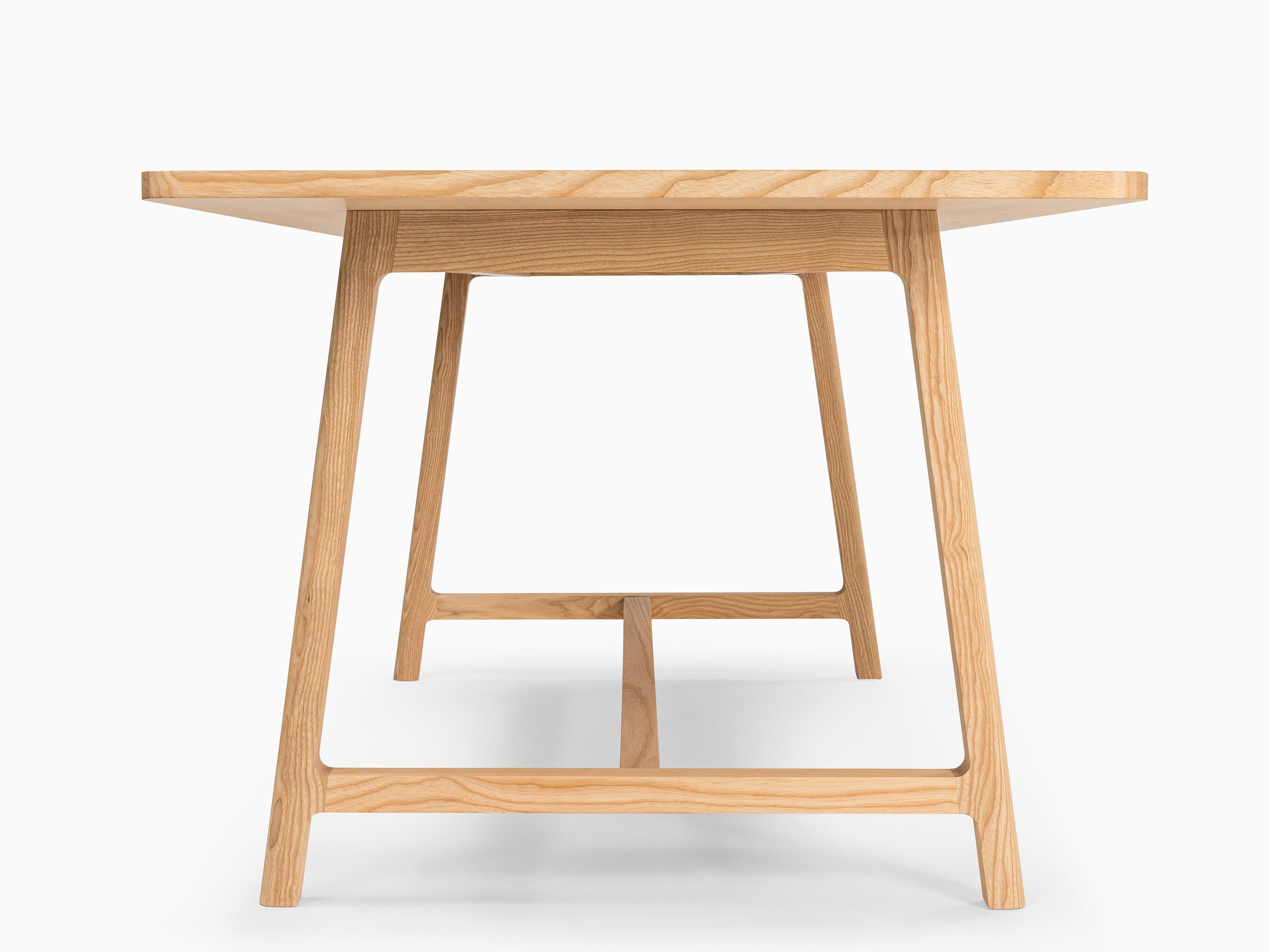 Moderne Table moderne minimaliste en bois de frêne, collection FRAME en vente