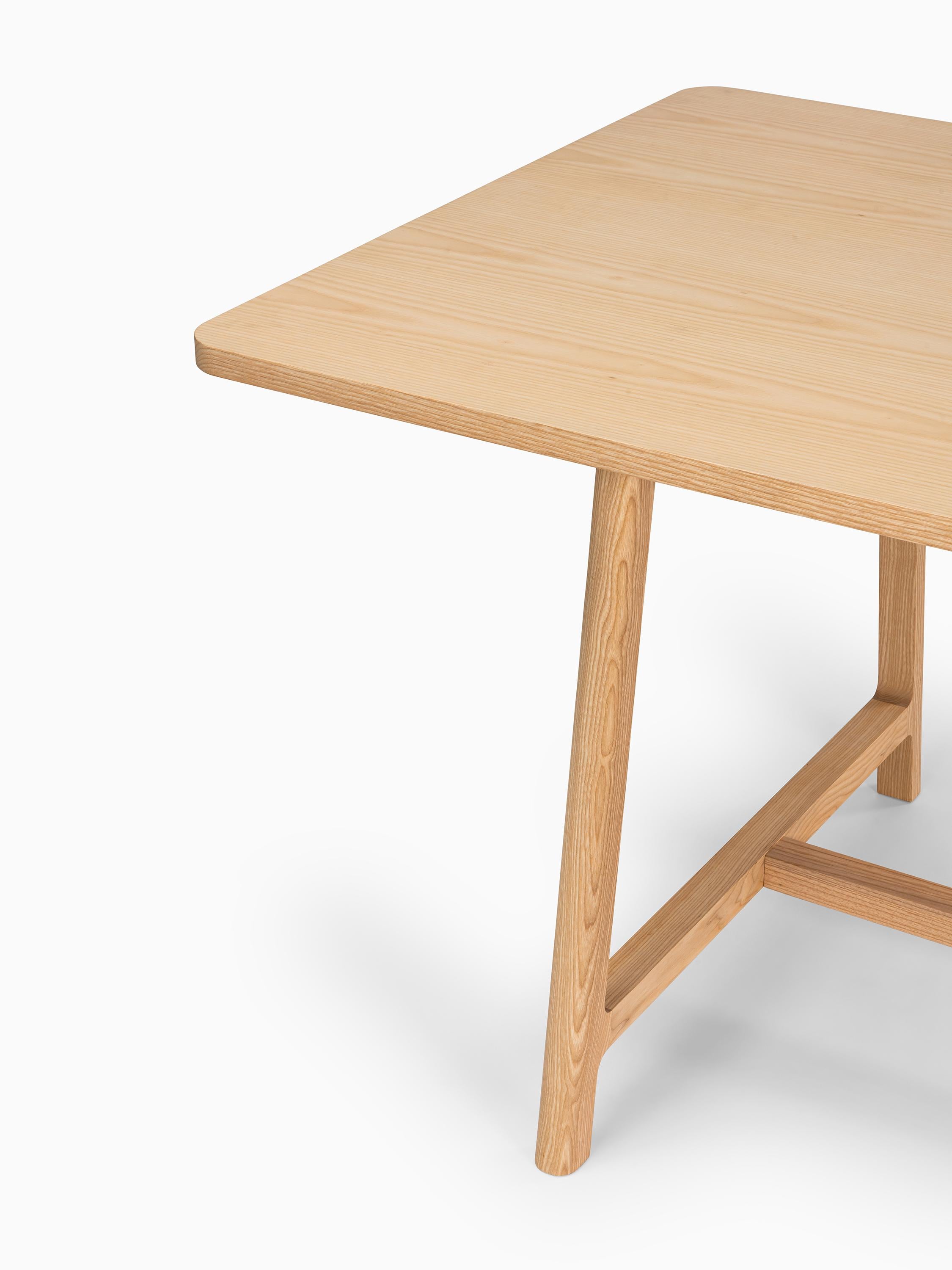 Minimalist Modern Table in Ash Wood FRAME Collection In New Condition For Sale In Lisbon, PT