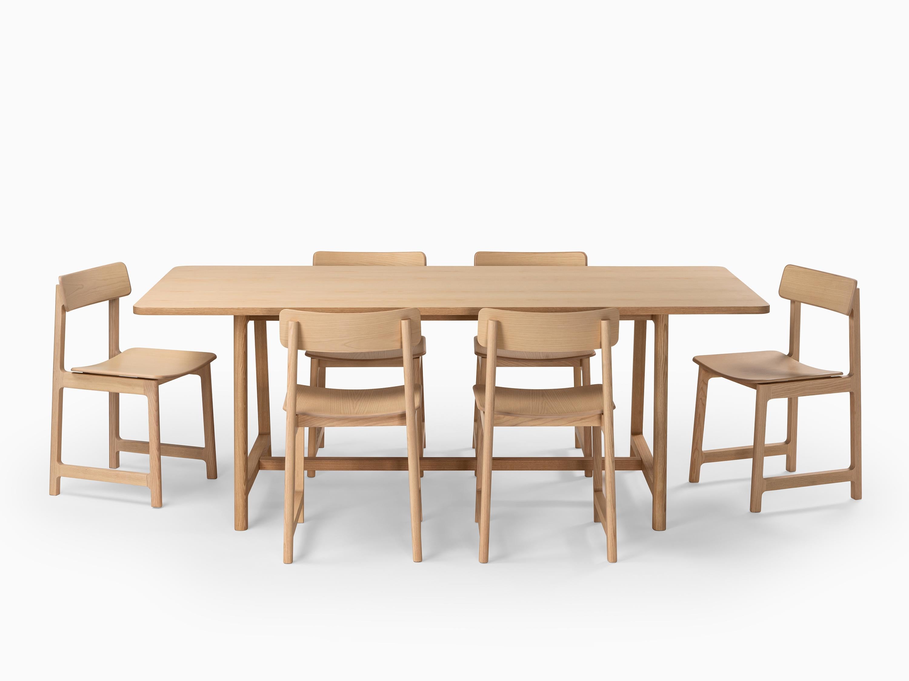 Portuguese Minimalist Modern Table in Oak Wood FRAME Collection For Sale