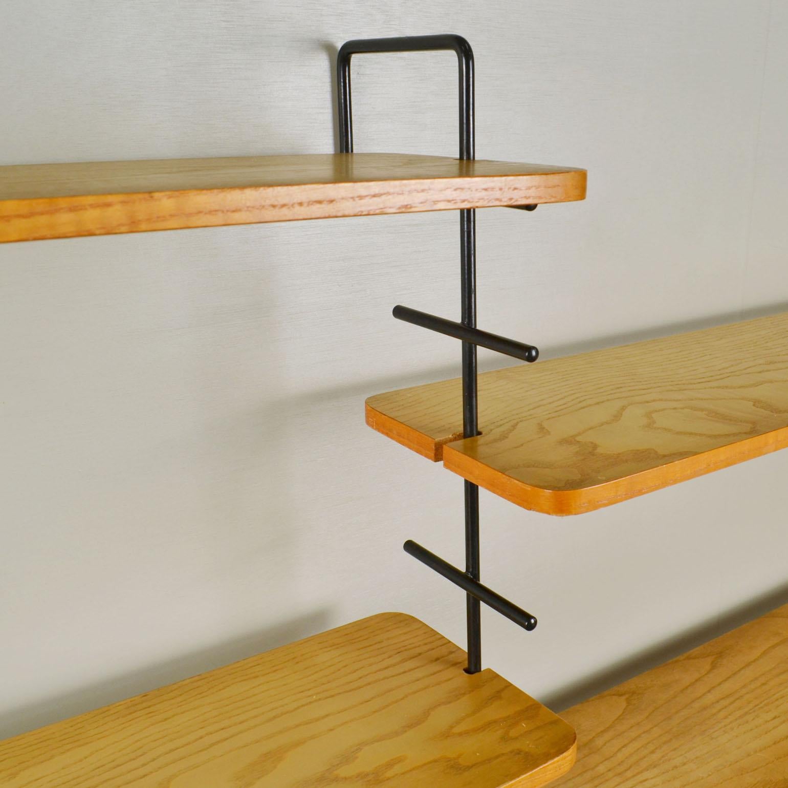 Minimalist Modular Wall Mounted 1960's Shelving Unit  In Excellent Condition For Sale In London, GB
