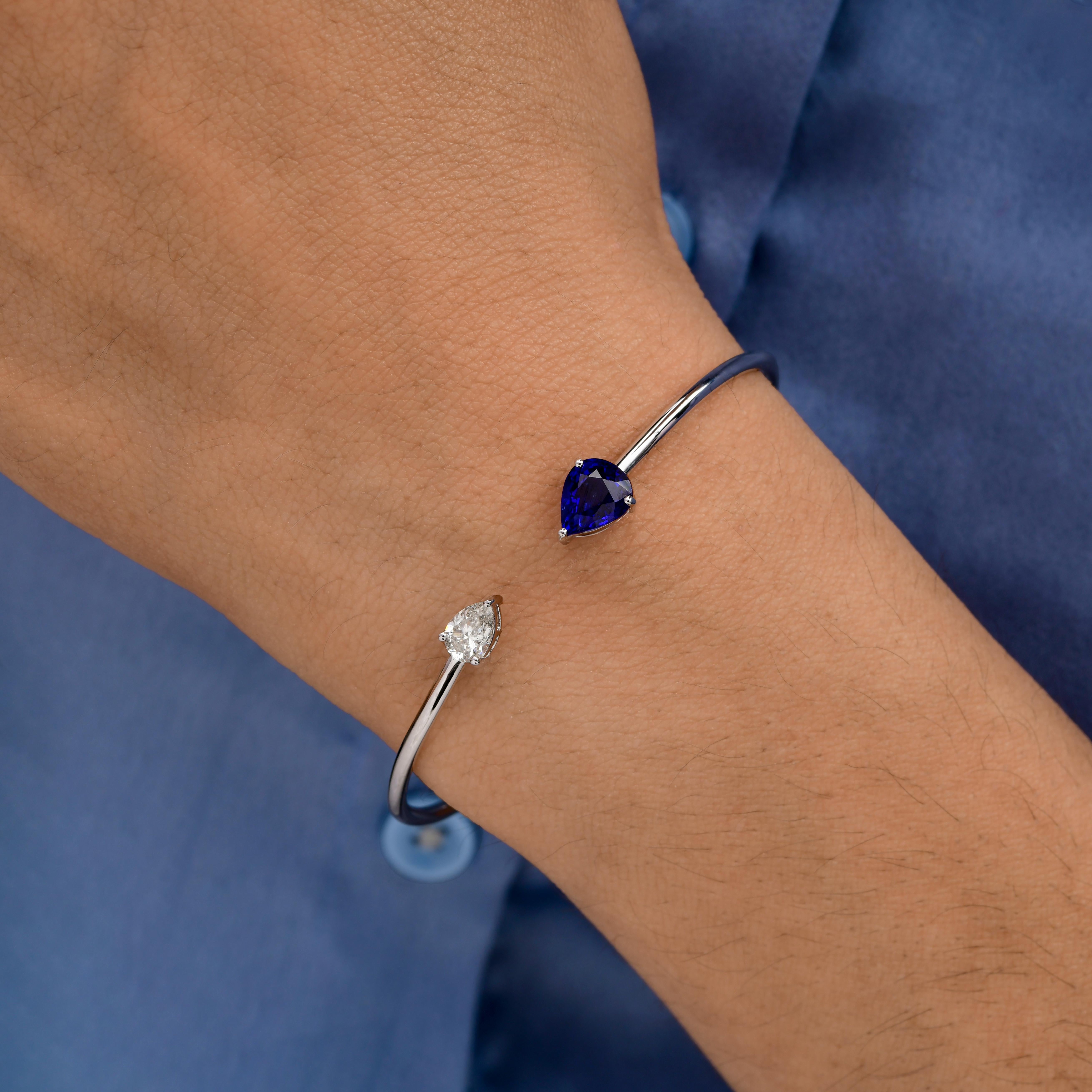 Dieses exquisite Armband aus 18-karätigem Gold ist mit 1,86 Karat natürlichen blauen Saphiren und 0,50 Karat funkelnden Diamanten besetzt. Der blaue Saphir ist ein Geburtsstein des Monats September und soll geistige Klarheit und