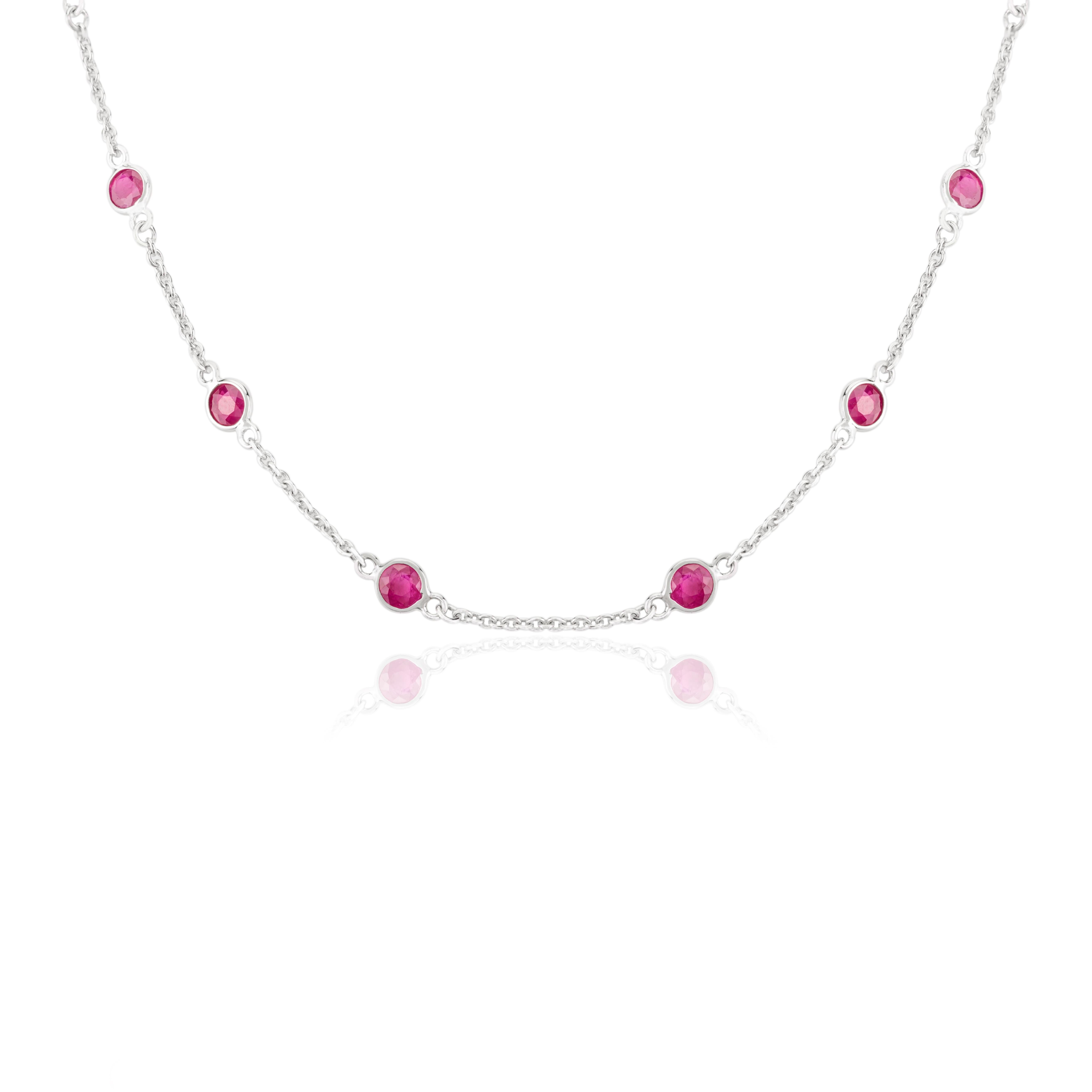 Contemporaneo Collana minimalista a catena con rubino naturale per lei in oro bianco massiccio 14k in vendita