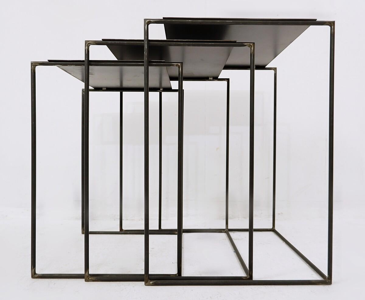 Minimalist Nesting Tables by Franck Robichez In Good Condition For Sale In Brussels , BE