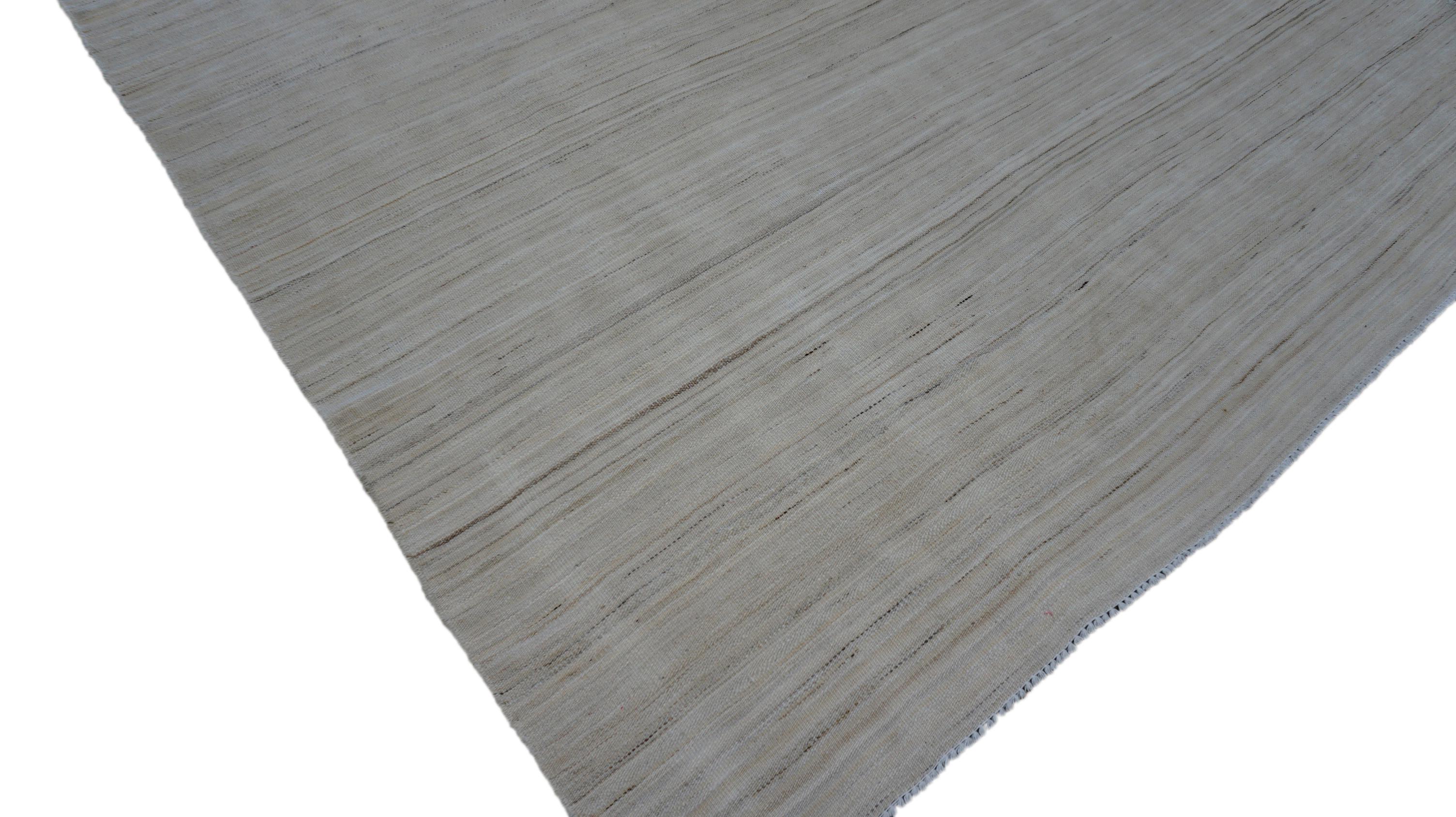 Minimalista Kilim de lana de rayas lineales neutras 5'10''x8'9'' Escandinavo moderno en venta