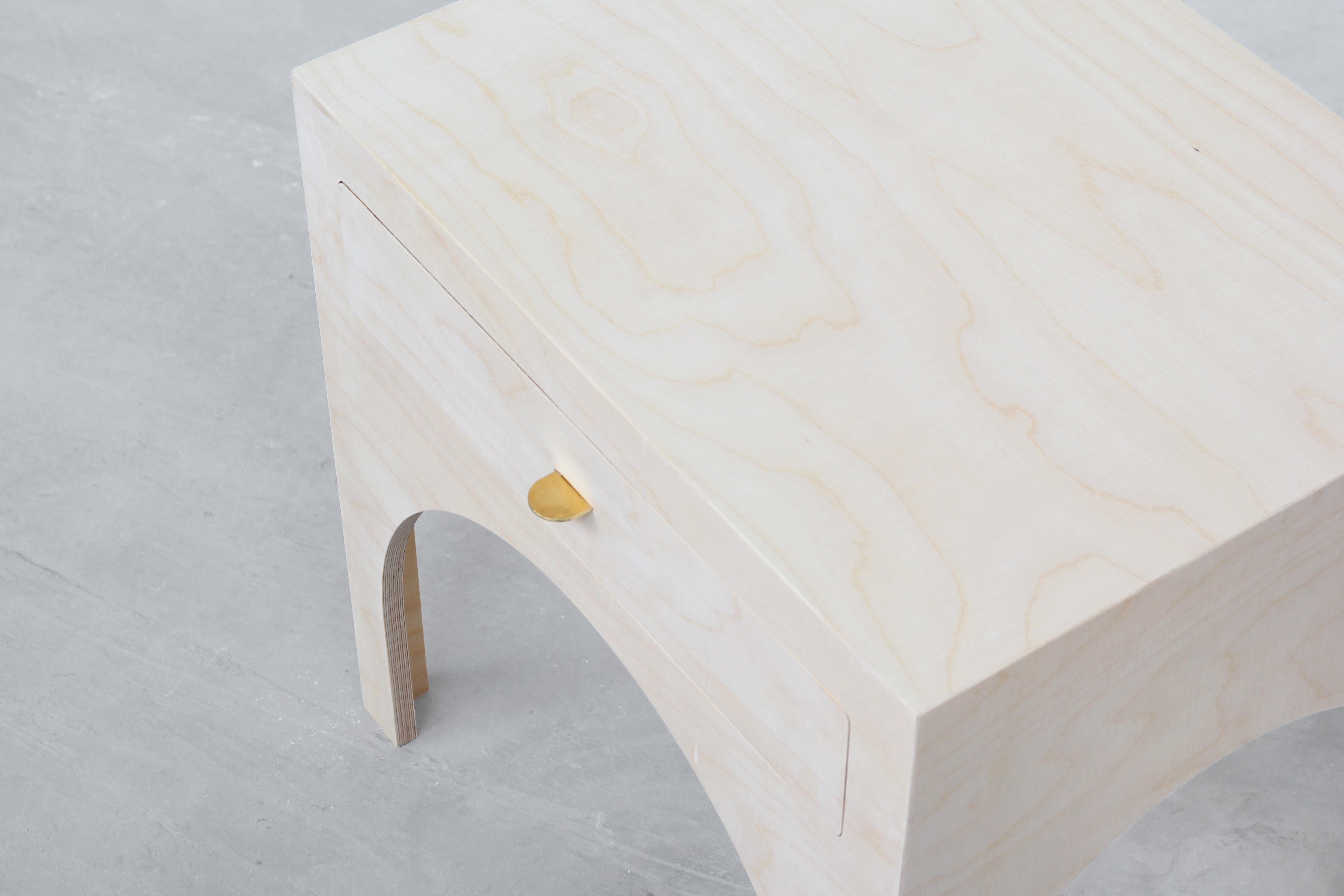 Contreplaqué Console de table de nuit minimaliste par Atelier Bachmann, 2019 en vente