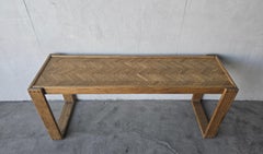 Mesa consola minimalista de Oak, de Lou Hodges
