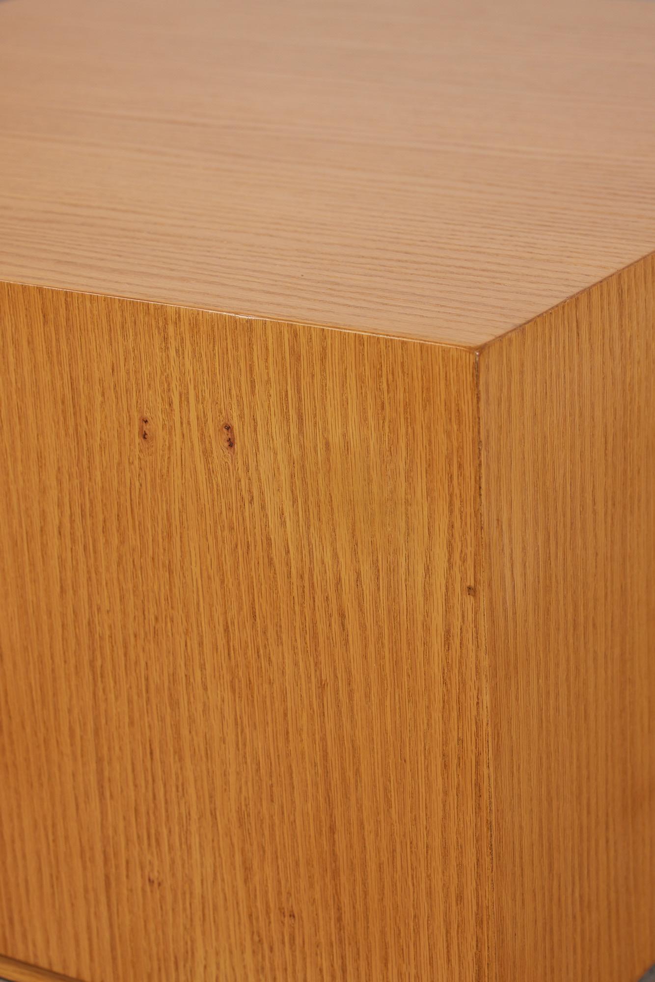 Minimalist Oak Cube Table Pedestal For Sale 1