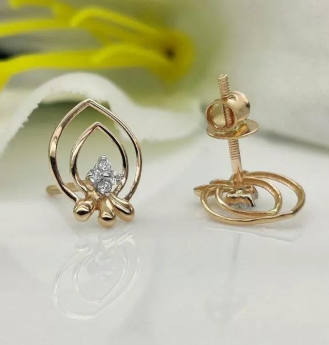 Pendiente Minimalista Pulpo Diamante Oro macizo 14k Pendiente Vacaciones Océano Calamar. en Nuevo estado para la venta en Chicago, IL